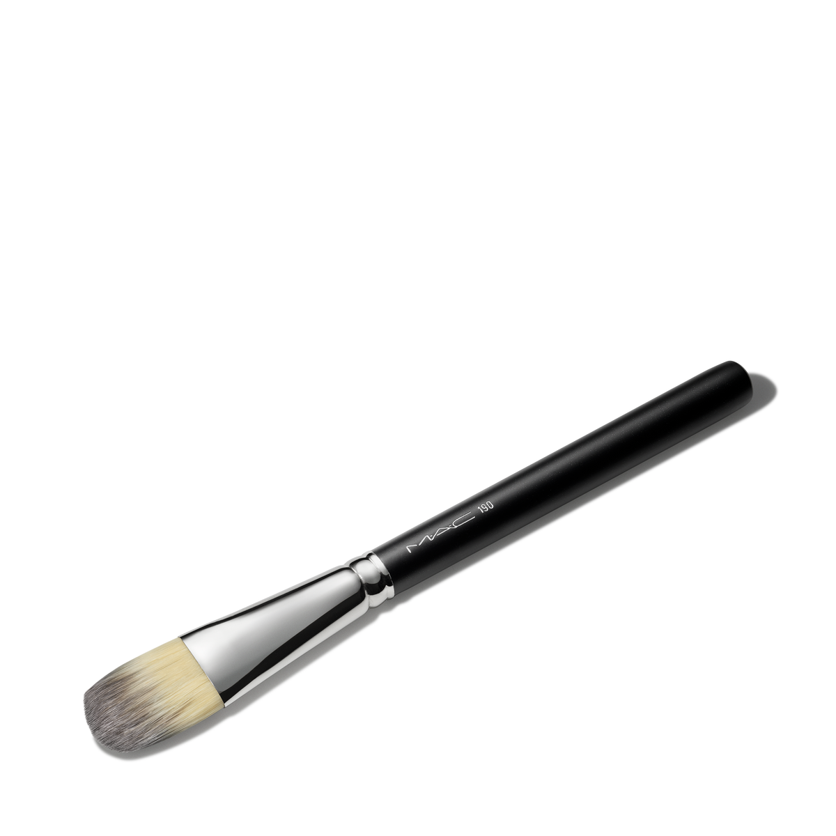 190 Synthetic Foundation Brush, Product Shot