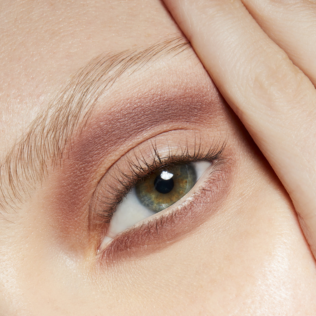 Small Eye Shadow, 1.5 g, Haux, Model, light