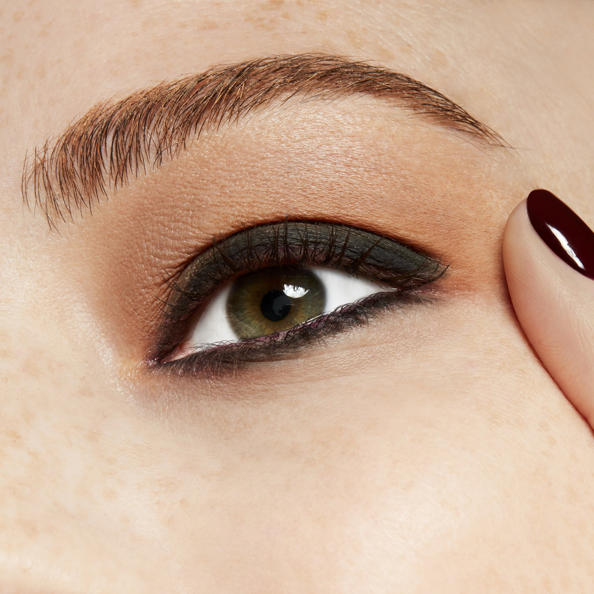 Small Eye Shadow, 1.5 g, Wedge, Model, light