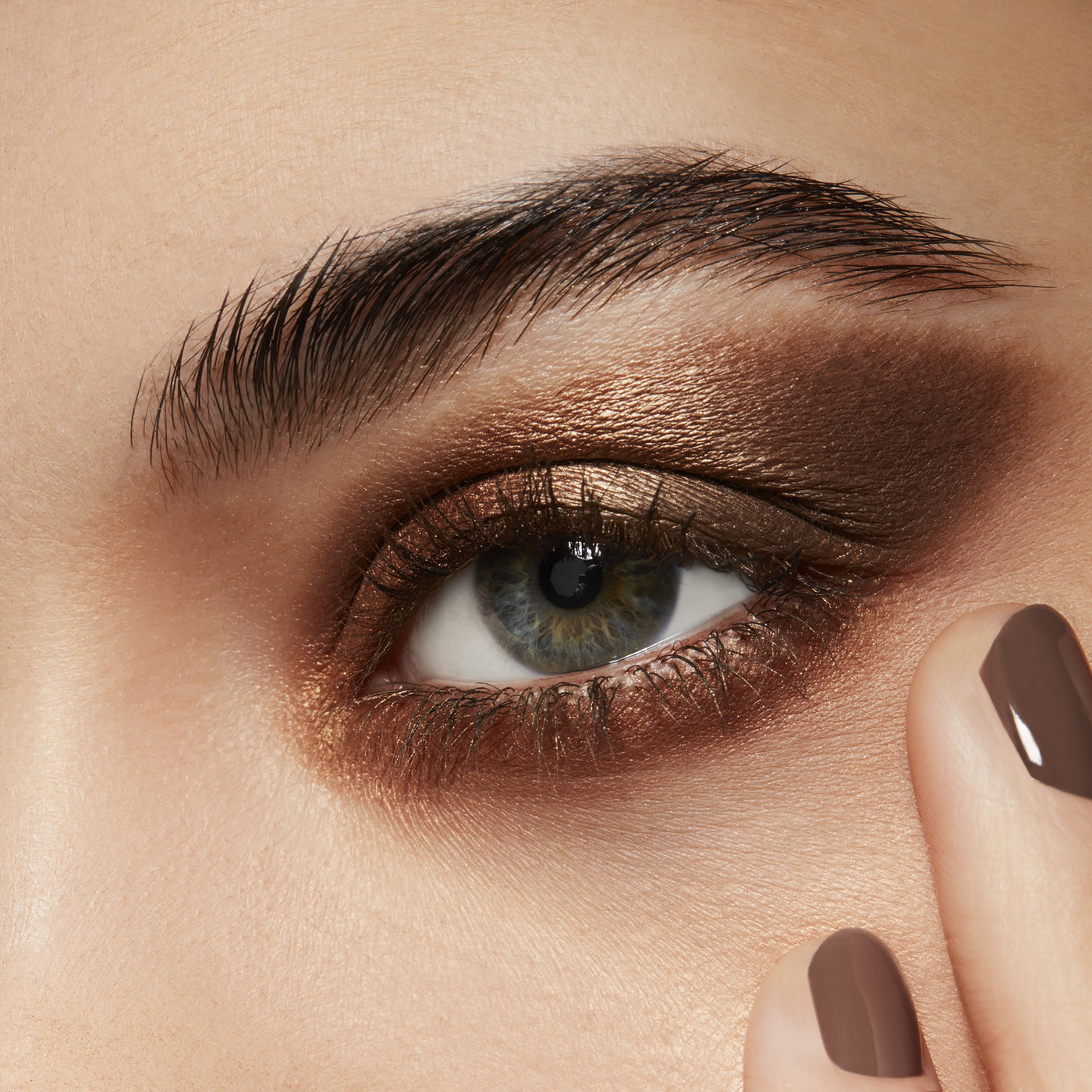 Small Eye Shadow, 1.3 g, Woodwinked, Model, light