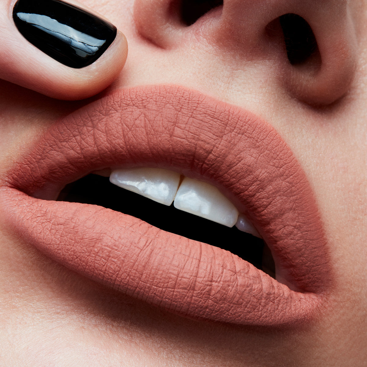 Retro Matte Liquid Lipcolour, 5.0 ml, Lady-Be-Good, Model, light