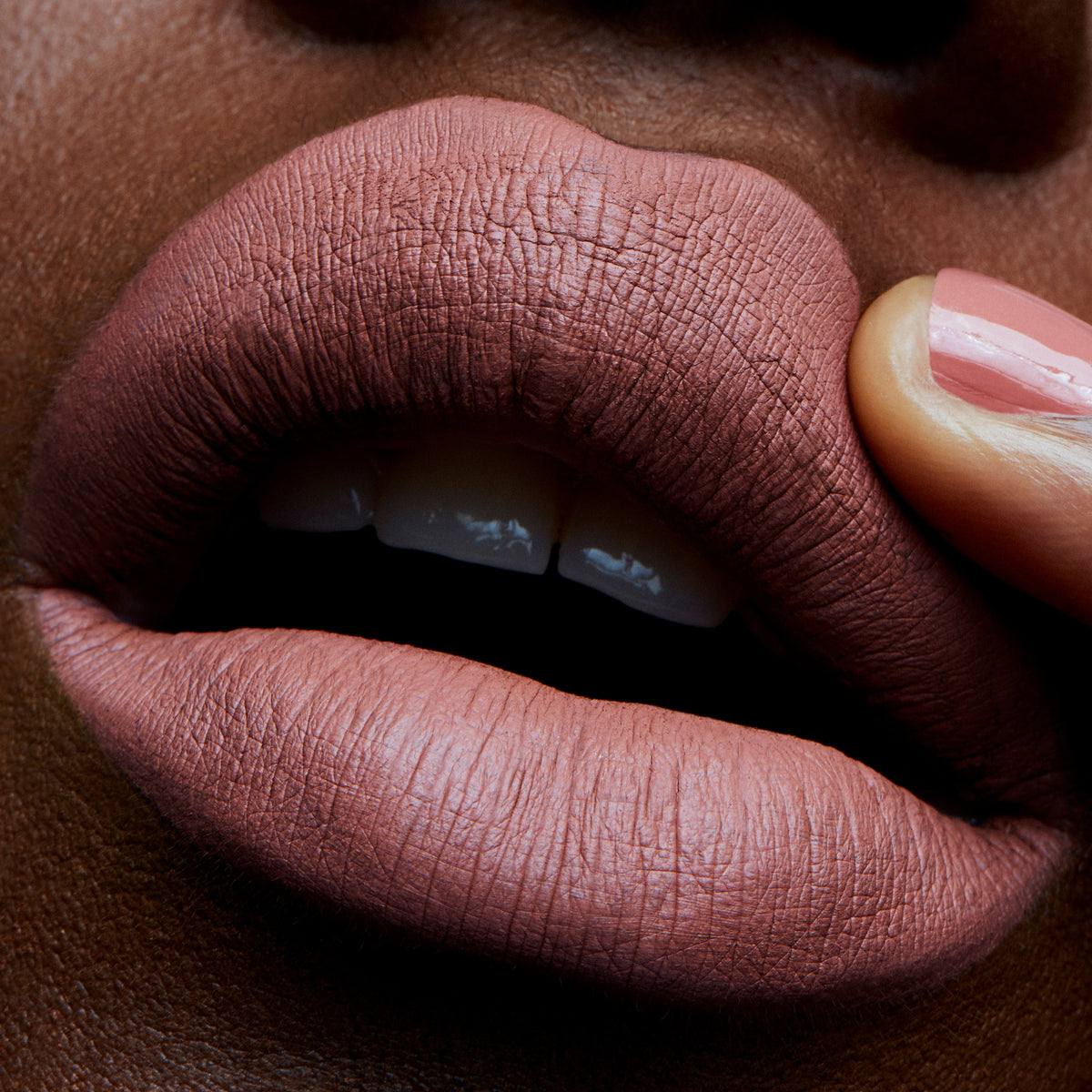 Retro Matte Liquid Lipcolour, 5.0 ml, Burnt Spice, Model, deep