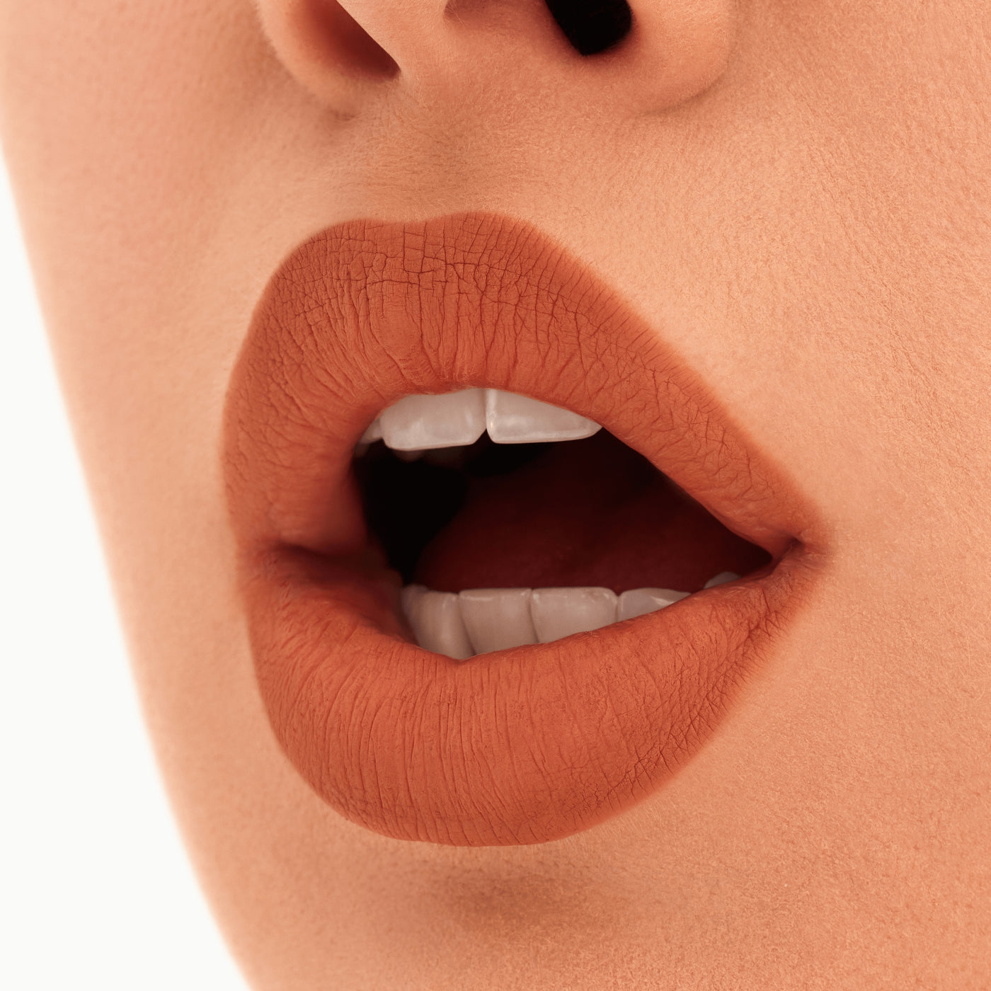 M·A·C Locked Kiss 24hr Lipstick, 1.8 g, Teaser, Model, light