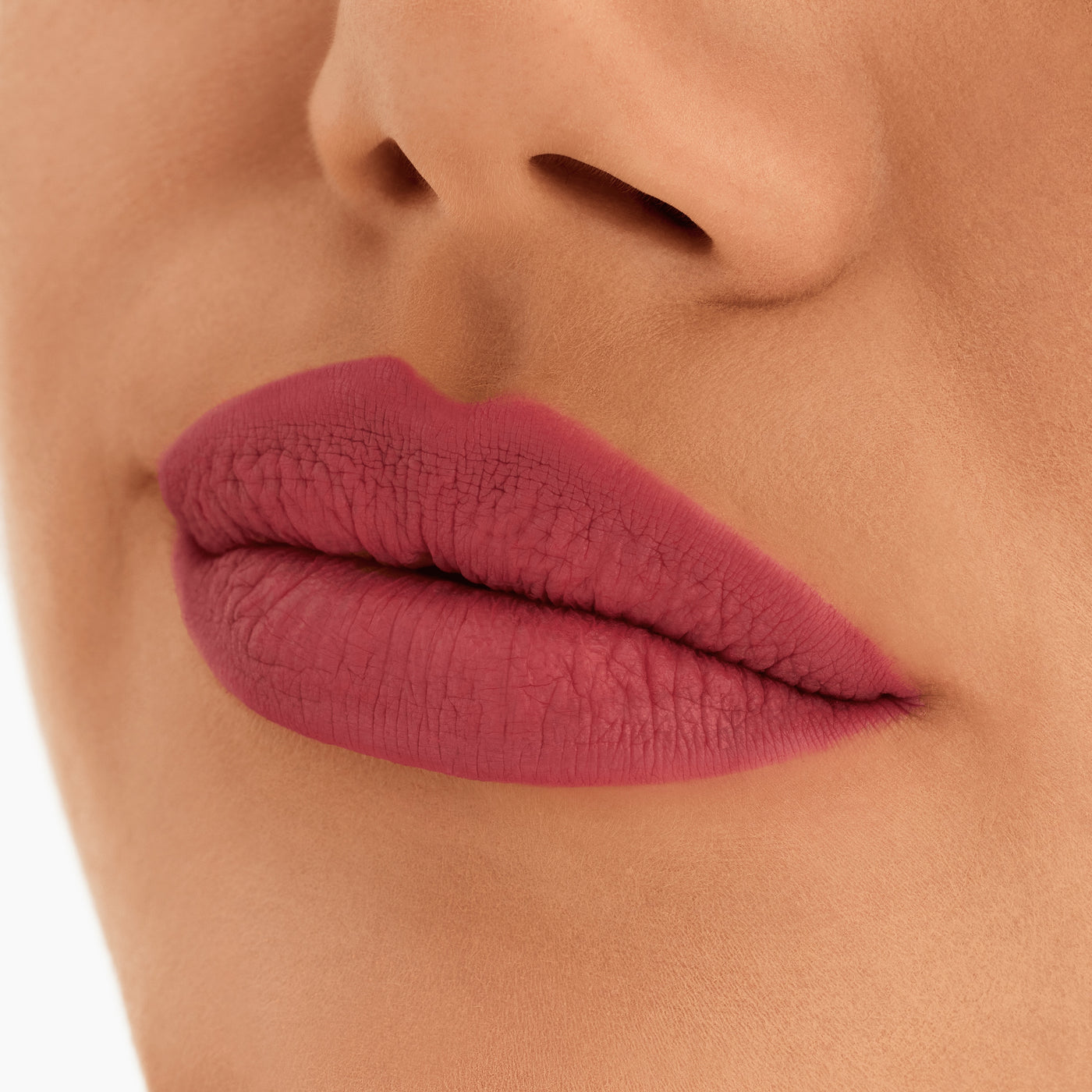 M·A·C Locked Kiss 24hr Lipstick, 1.8 g, Connoisseur, Model, light
