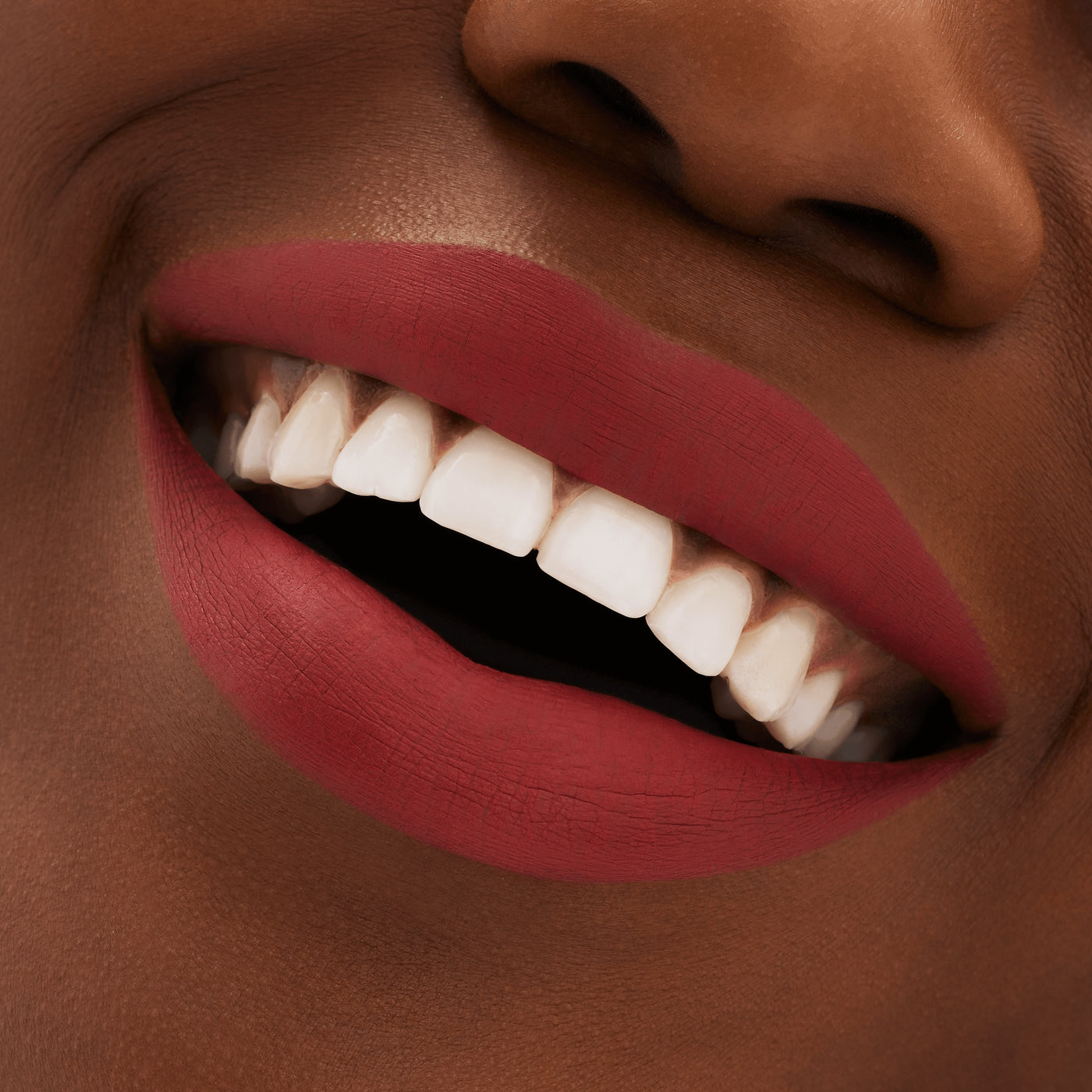 M·A·C Locked Kiss 24hr Lipstick, 1.8 g, Coy, Model, deep