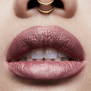 Retro Matte Liquid Lipcolour Metallics, 5.0 ml, Gemz & Roses, Model, light