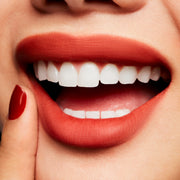 Powder Kiss Liquid Lipcolour, 5.0 ml, Devoted To Chili, Model, light
