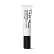 Studio Radiance Moisturizing + Illuminating Silky Primer, 30.0 ml, Product Shot