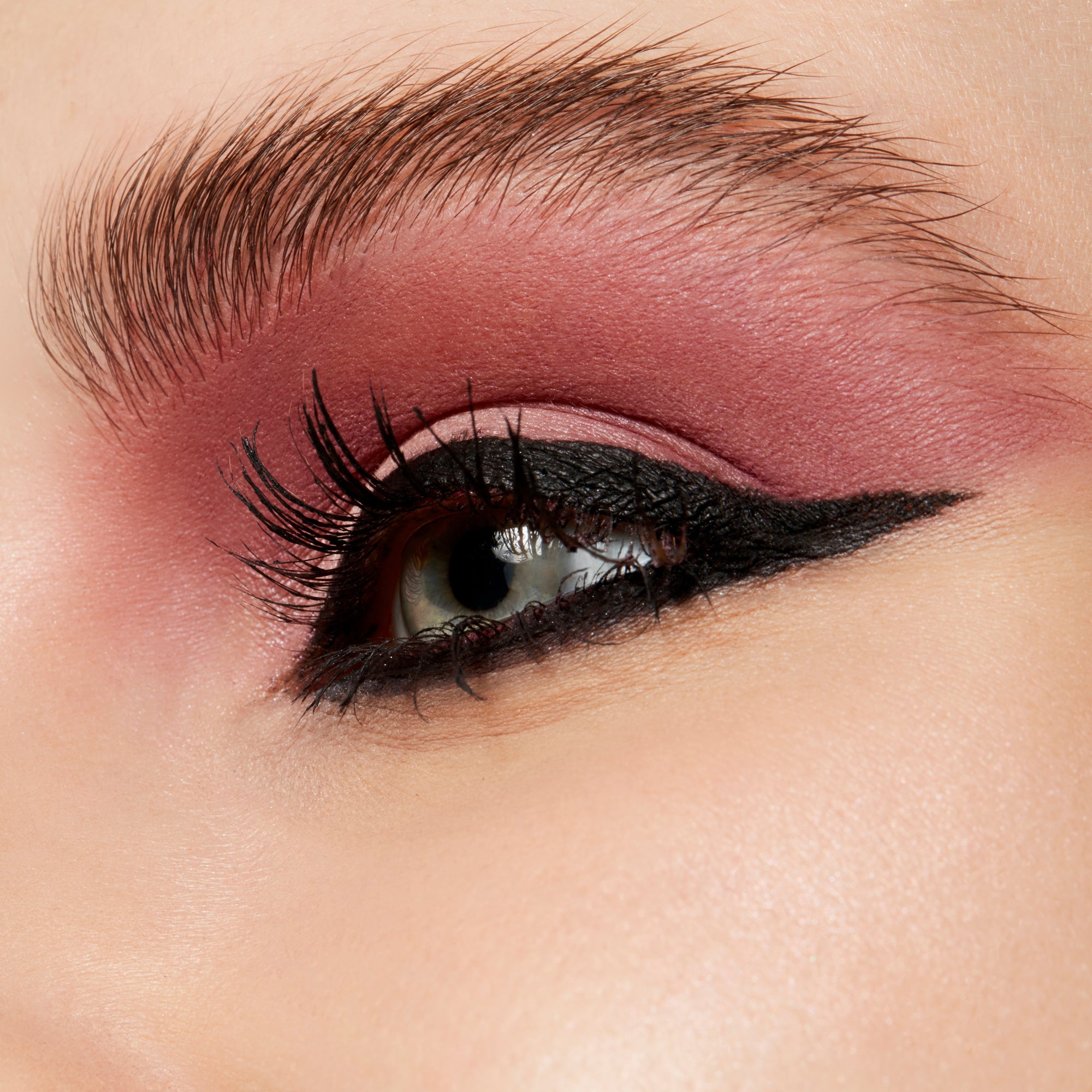 Powder Kiss Soft Matte Eye Shadow, 1.5 g, Ripened, Model, light