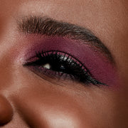 Powder Kiss Soft Matte Eye Shadow, 1.5 g, Lens Blur, Model, deep