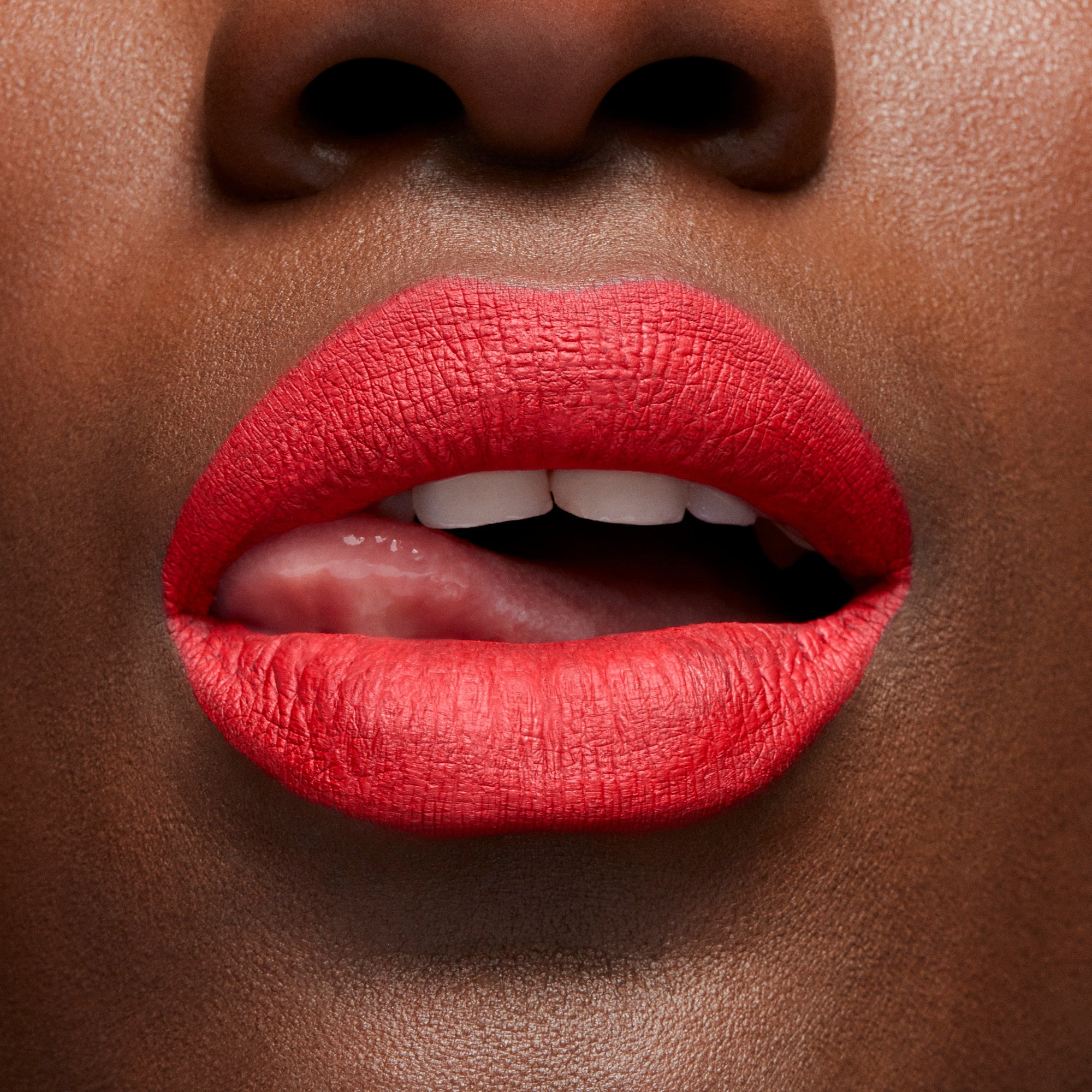 M·A·C Locked Kiss Ink™ 24HR Lipcolour, 4.0 ml, Ruby True, Model, deep