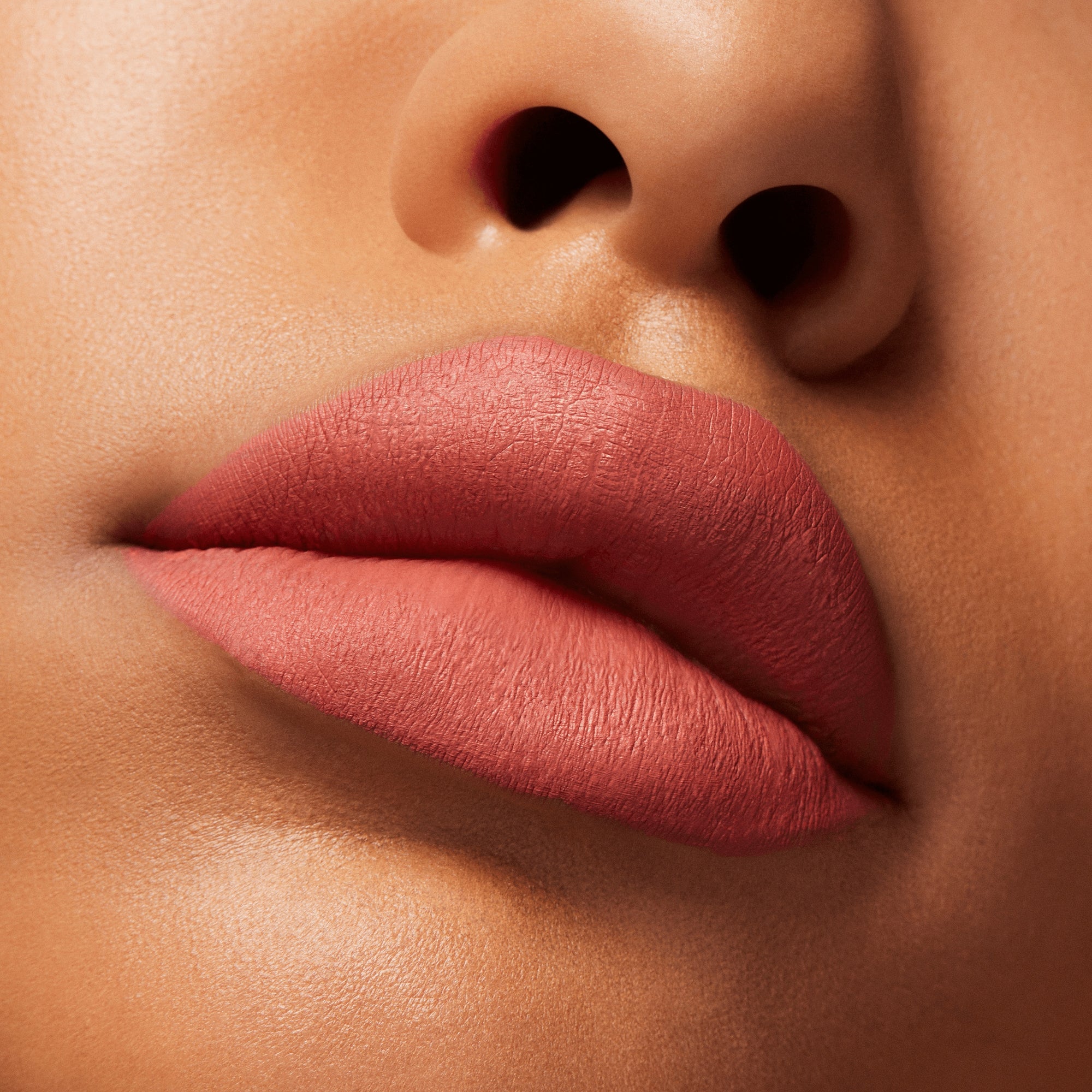 M·A·C Locked Kiss Ink™ 24HR Lipcolour, 4.0 ml, Mull It Over & Over, Model, medium