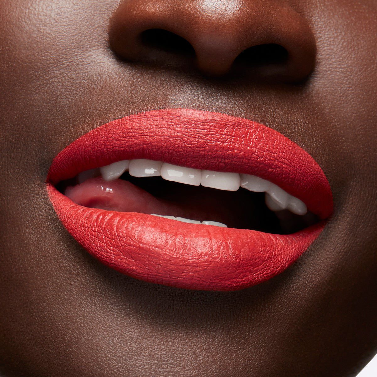 M·A·C Locked Kiss Ink™ 24HR Lipcolour, 4.0 ml, Extra Chili, Model, deep