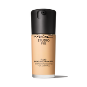 Studio Fix Fluid SPF 15 24HR Matte Foundation + Oil Control, 30.0 ml, NC15, Product Shot