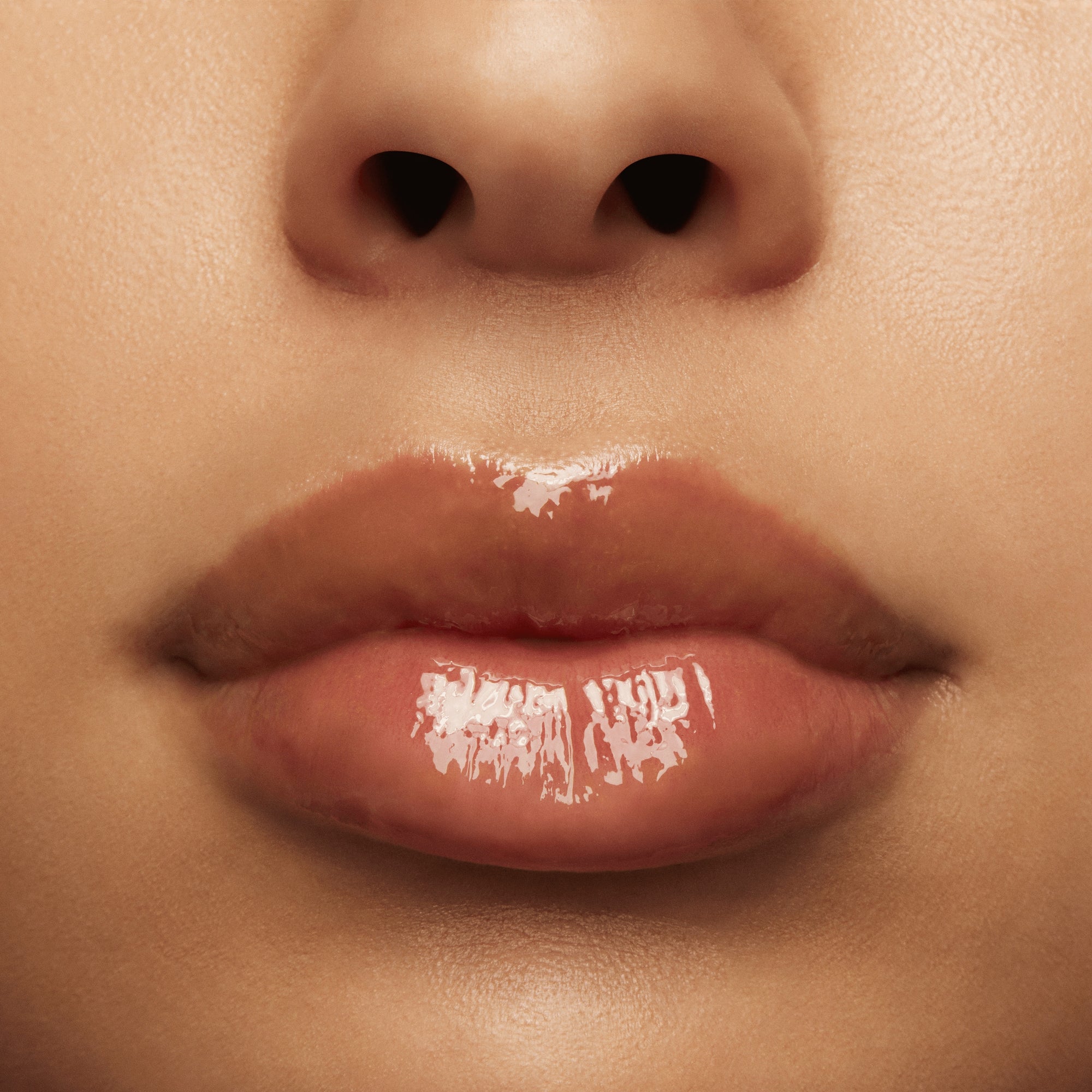 Squirt Plumping Gloss Stick, 2.3 g, Like Squirt, Model, medium