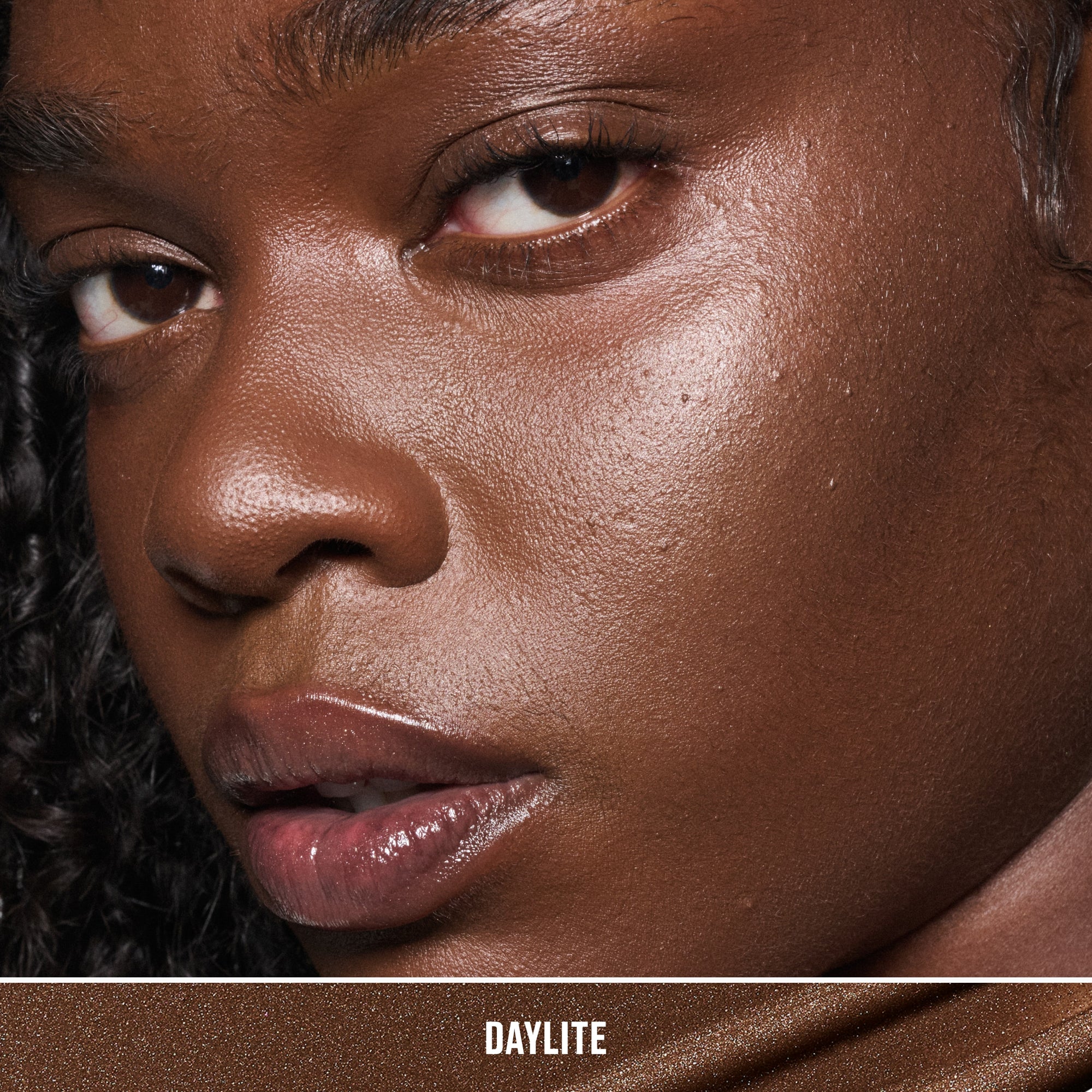 Strobe Beam Liquid Bronzelighter, 4.3 ml, Daylite, Model, deep