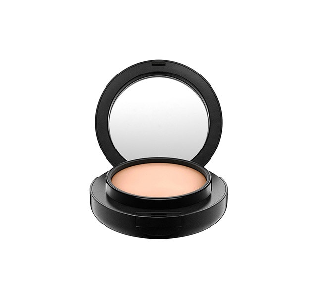 studio tech mac foundation for oily skin