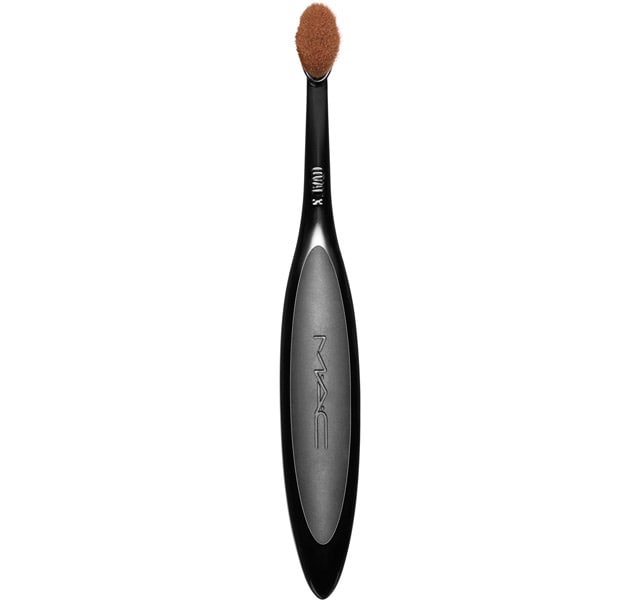 Oval 3 Brush