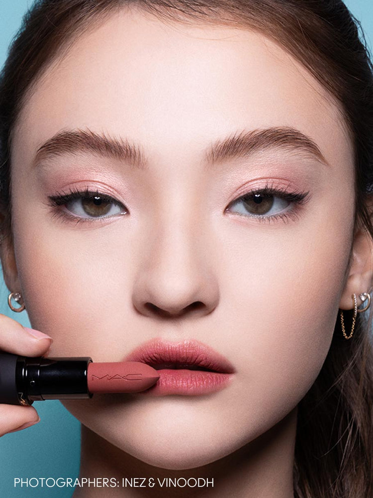ELLA'S MAKEUP LOOK