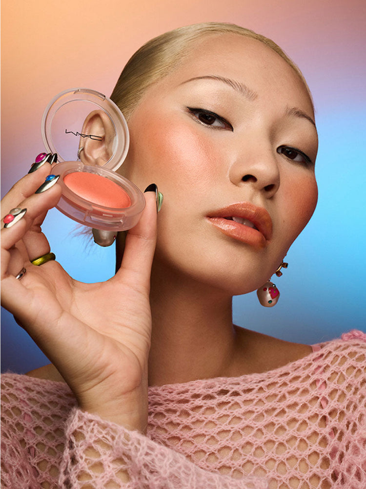 Apricot Makeup is the Colour Trend of the Year