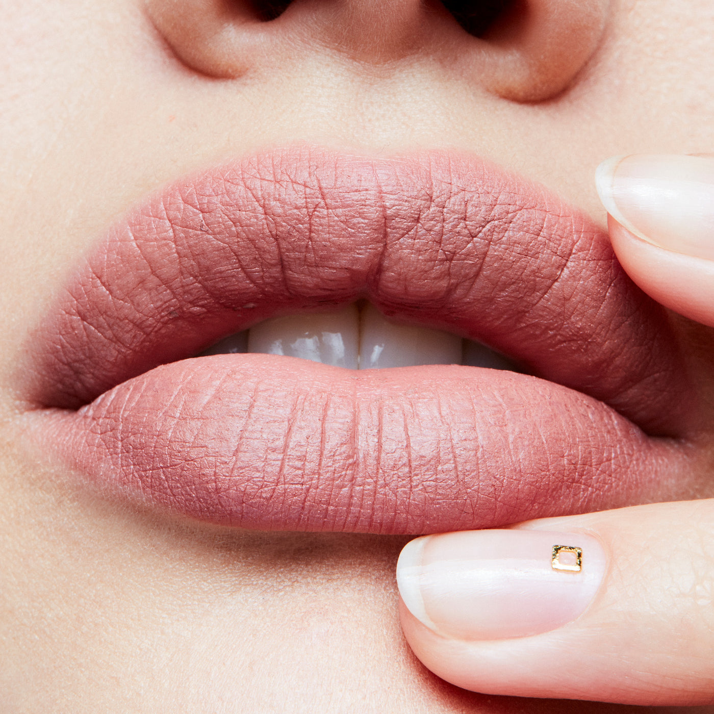 Retro Matte Lipstick, 3.0 g, Bronx, Model, light