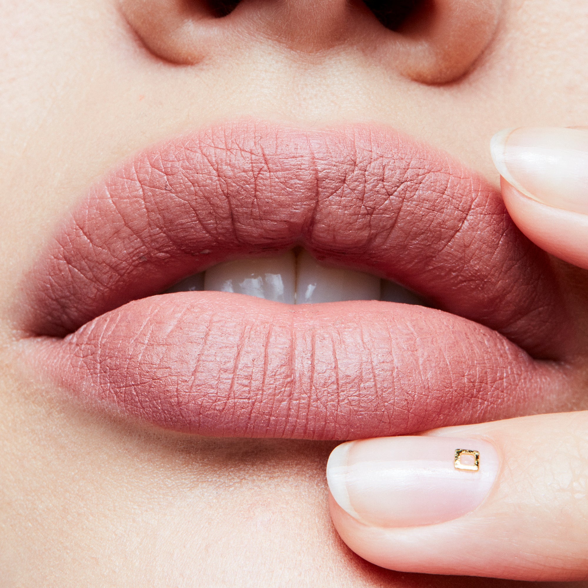Retro Matte Lipstick, 3.0 g, Bronx, Model, light