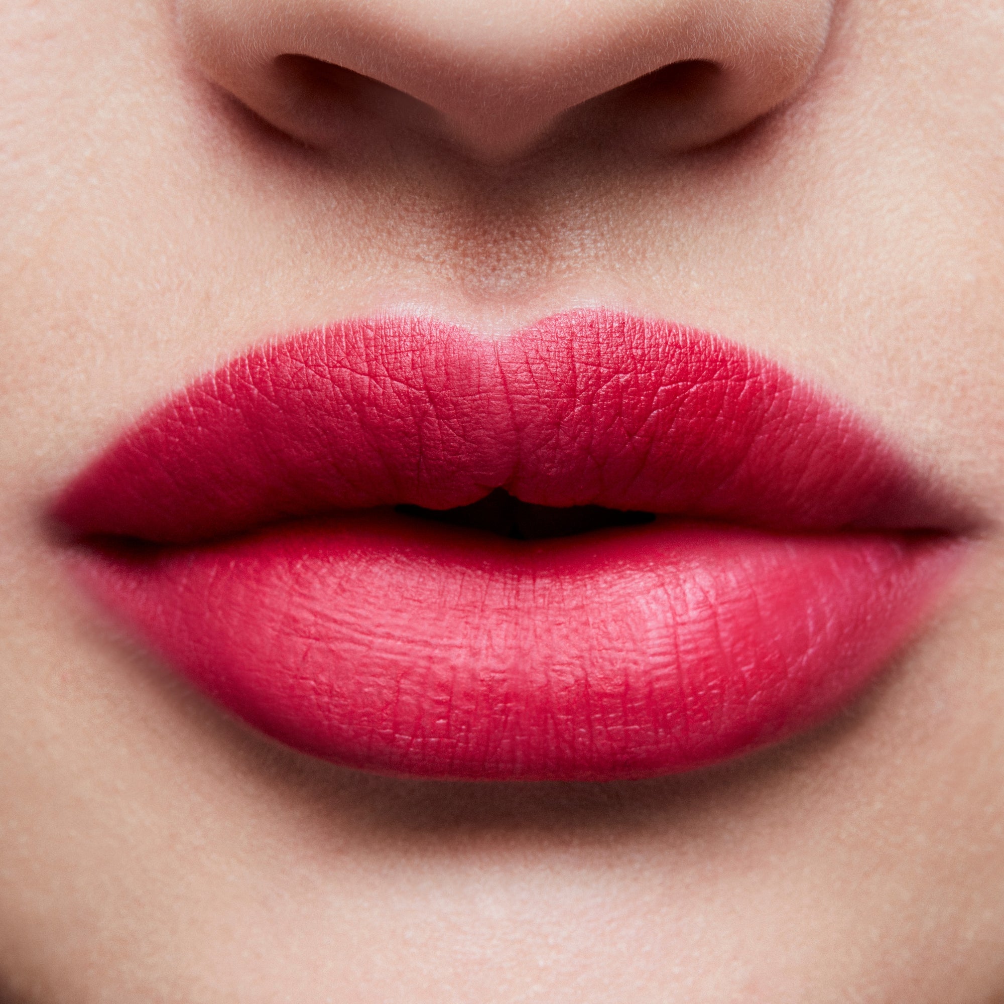 Retro Matte Lipstick, 3.0 g, All Fired Up, Model, light