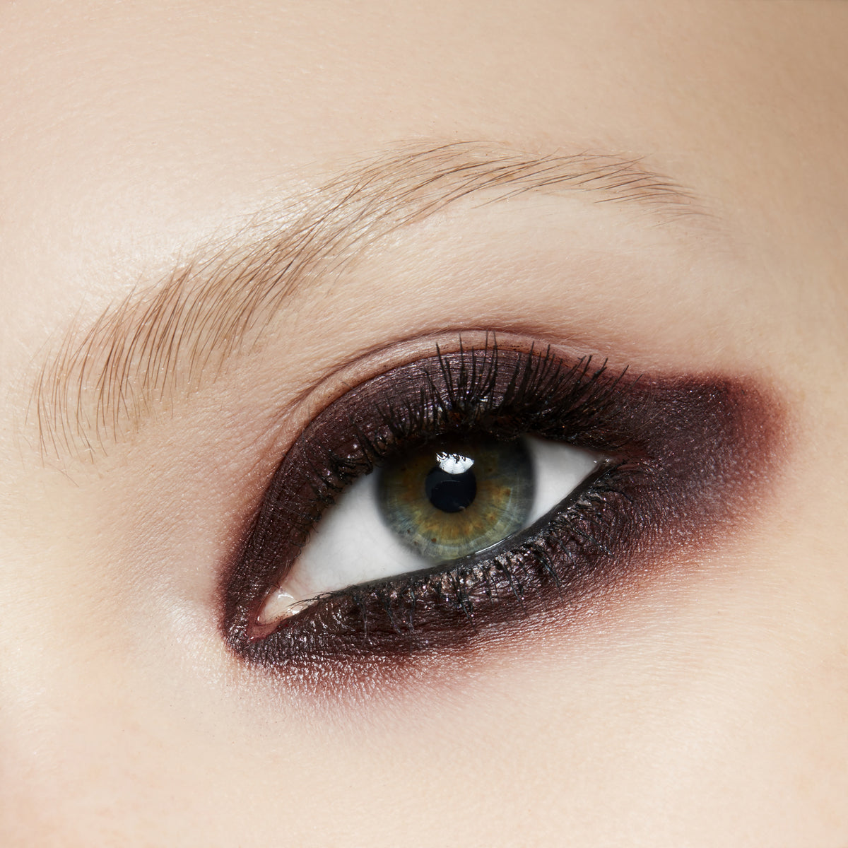 Small Eye Shadow, 1.5 g, Sketch, Model, light