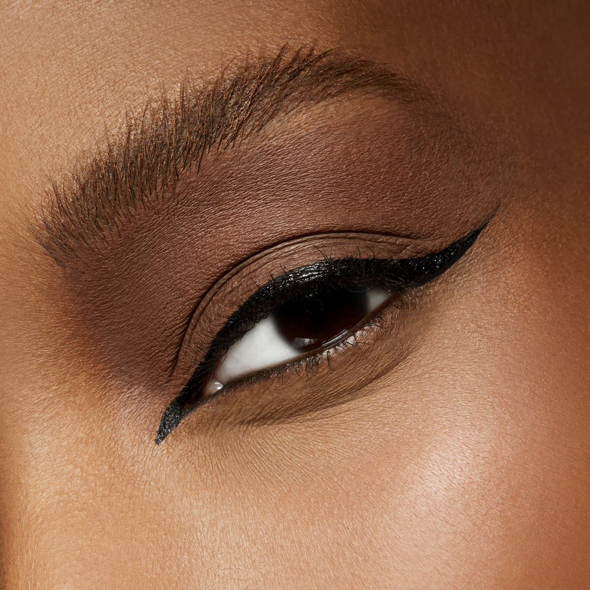 Small Eye Shadow, 1.5 g, Wedge, Model, deep