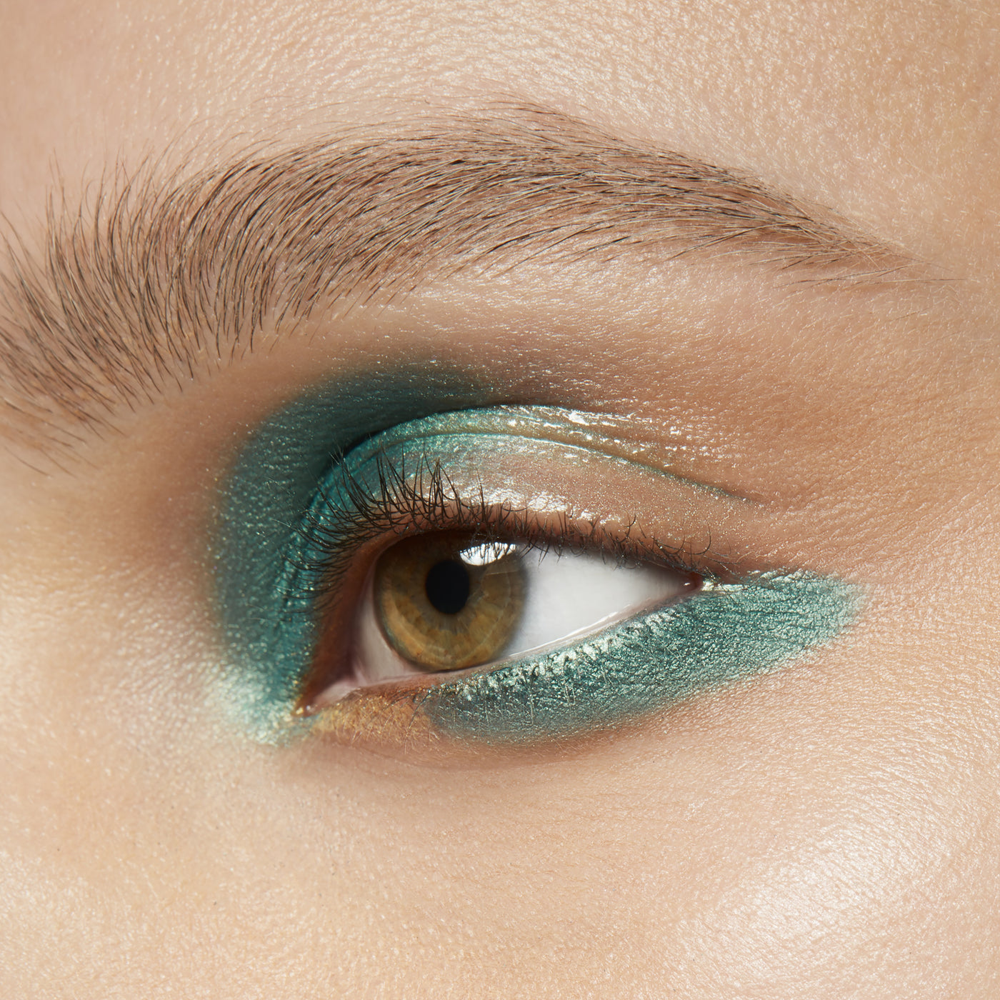 Small Eye Shadow, 1.5 g, Steamy, Model, light