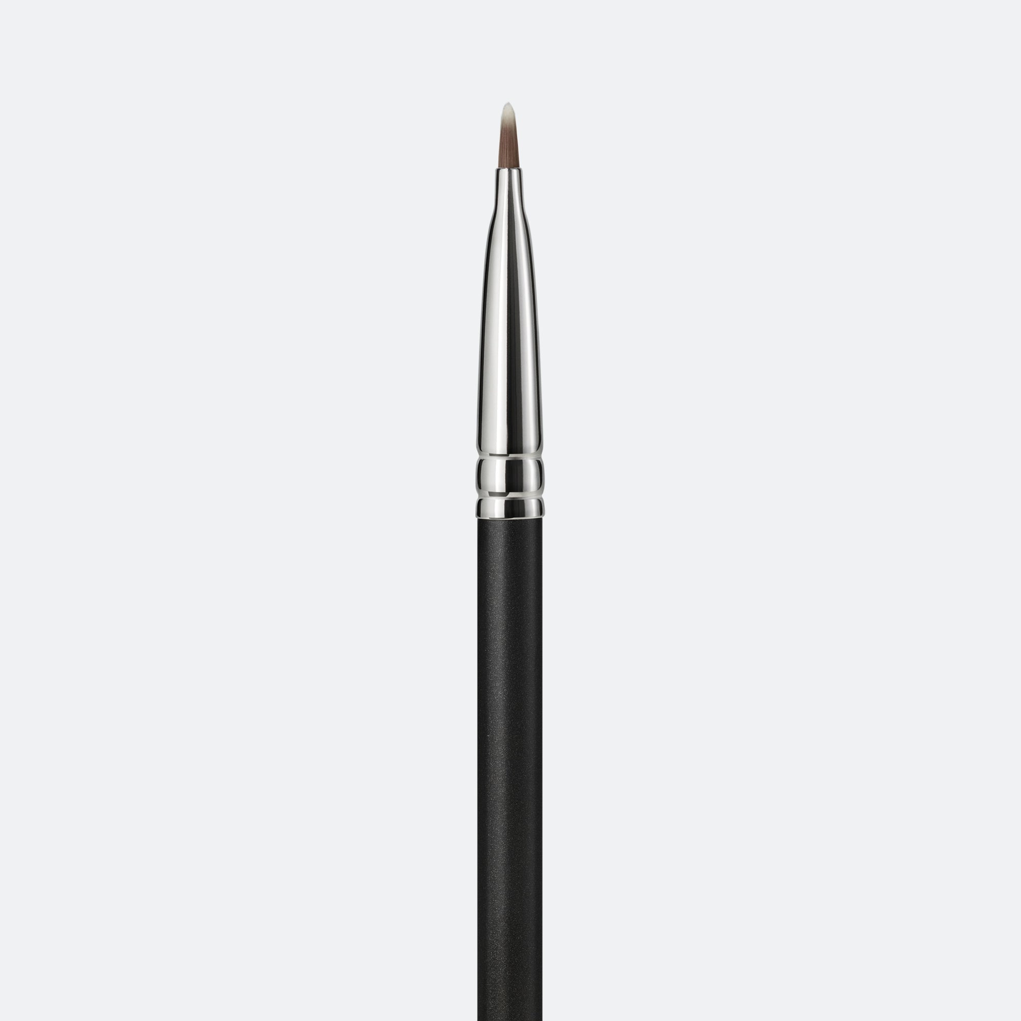231 Synthetic Small Shader Brush, Product Shot
