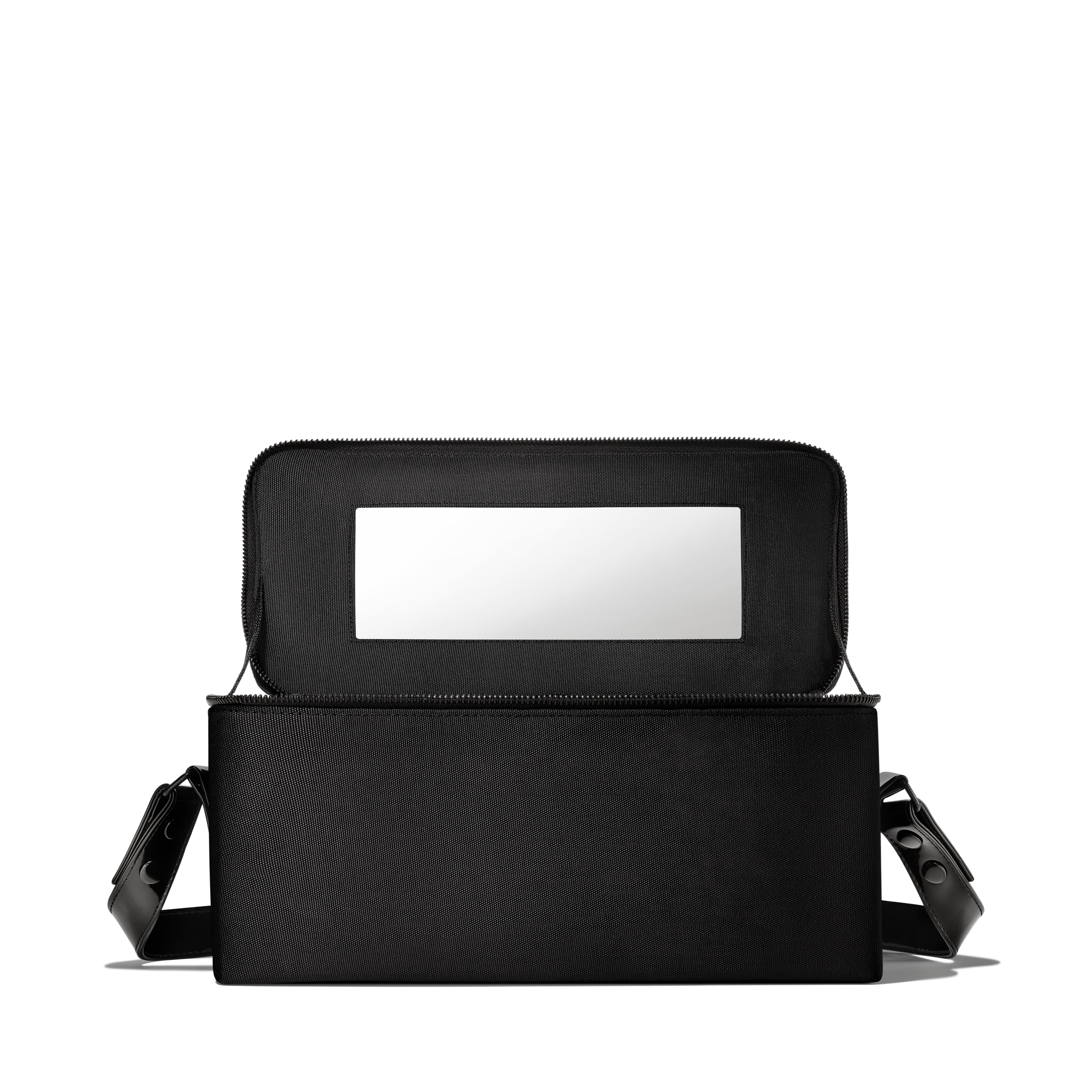 Carry All M·A·C, Product Shot