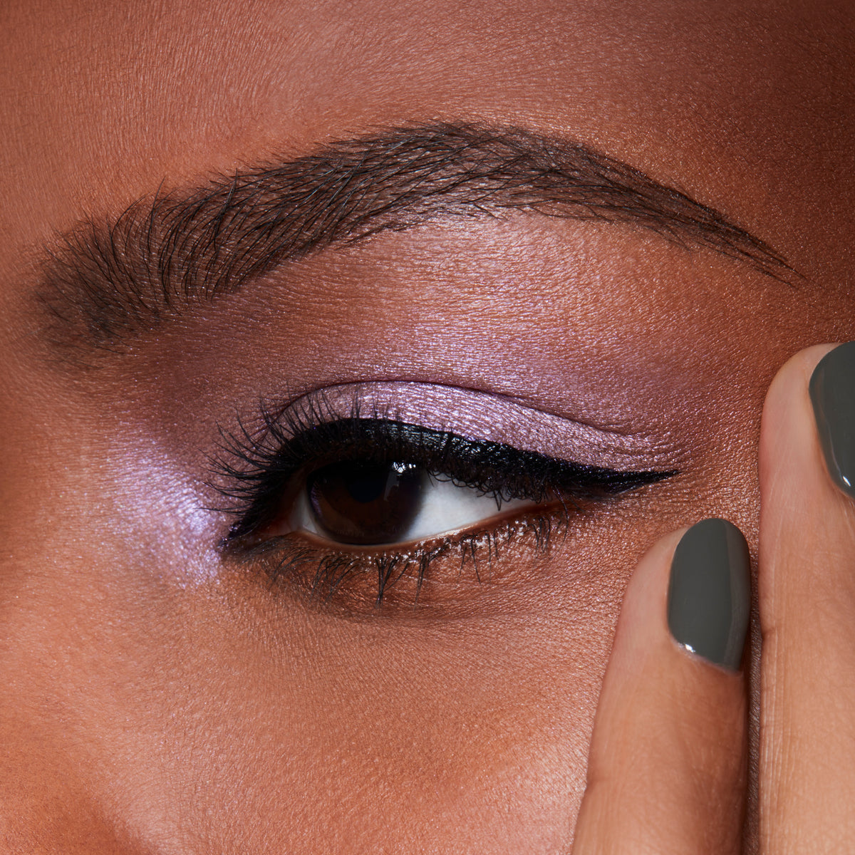 Extra Dimension Extra Dimension Eye Shadow, 1.3 g, Ready to Party, Model, deep