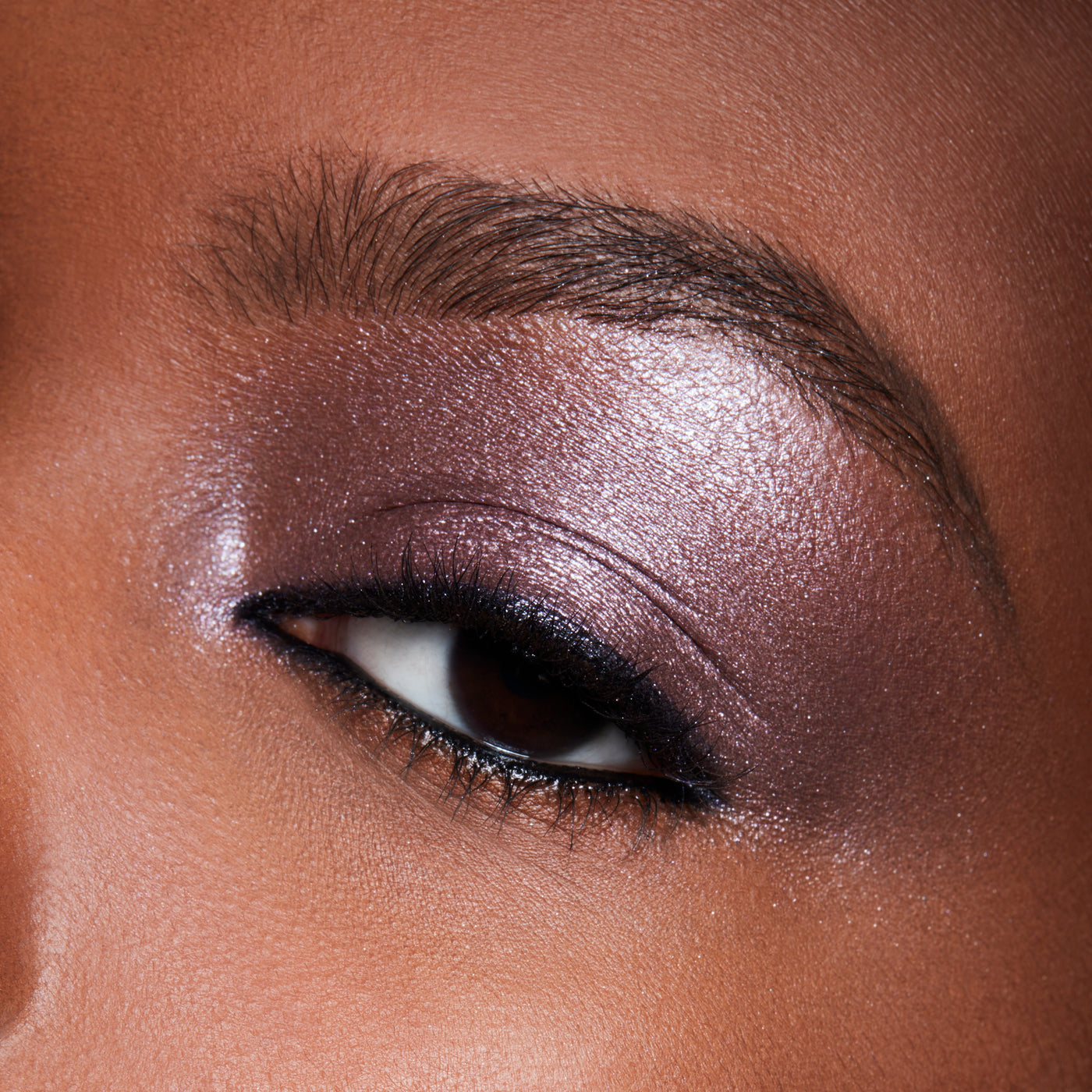 Extra Dimension Extra Dimension Eye Shadow, 1.3 g, Smoky Mauve, Model, deep