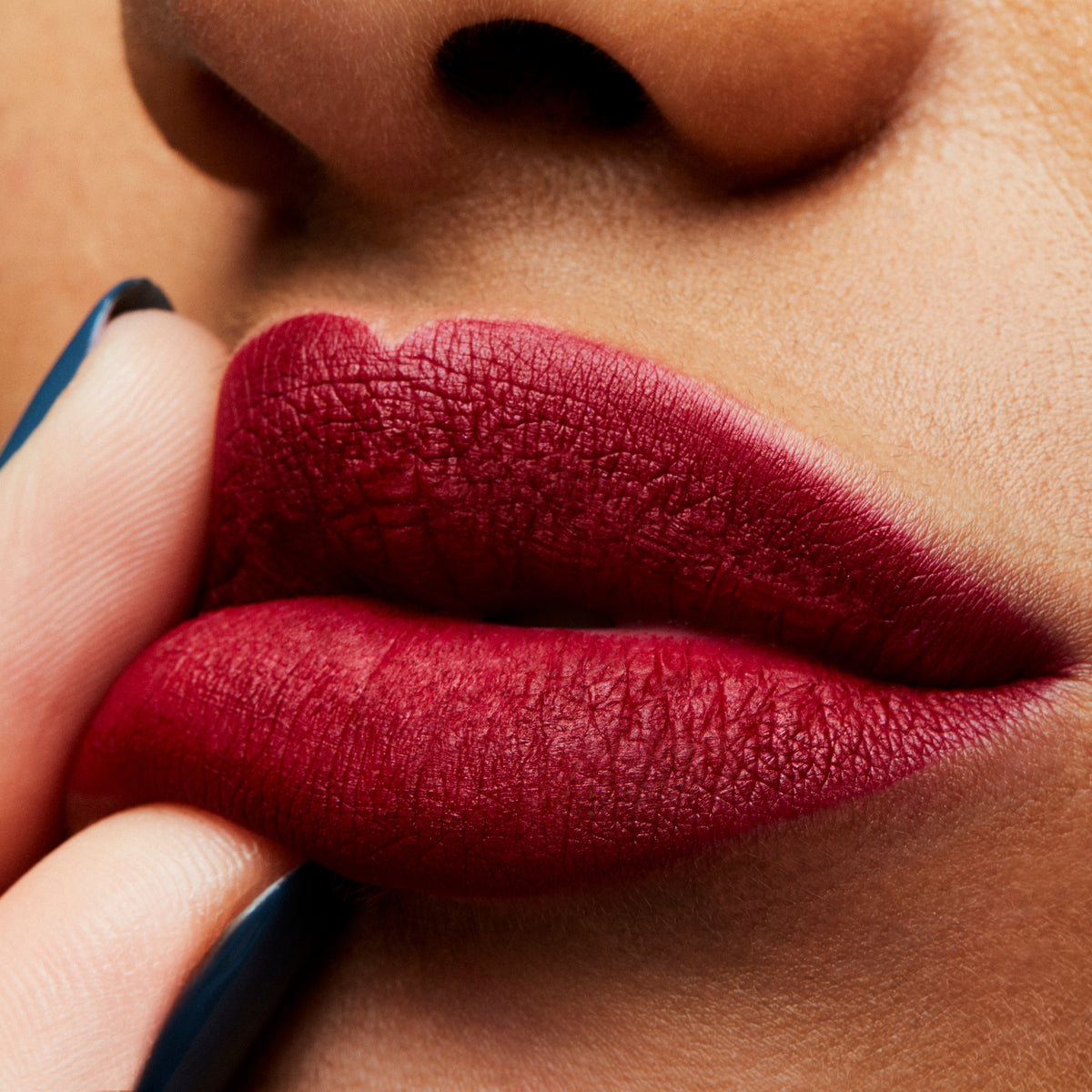 Retro Matte Liquid Lipcolour, 5.0 ml, Dance With Me, Model, medium