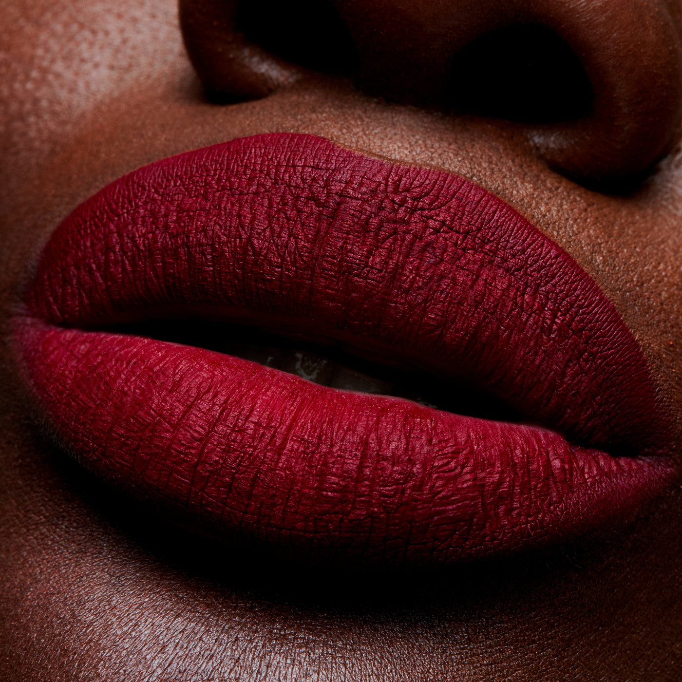 Retro Matte Liquid Lipcolour, 5.0 ml, Dance With Me, Model, deep