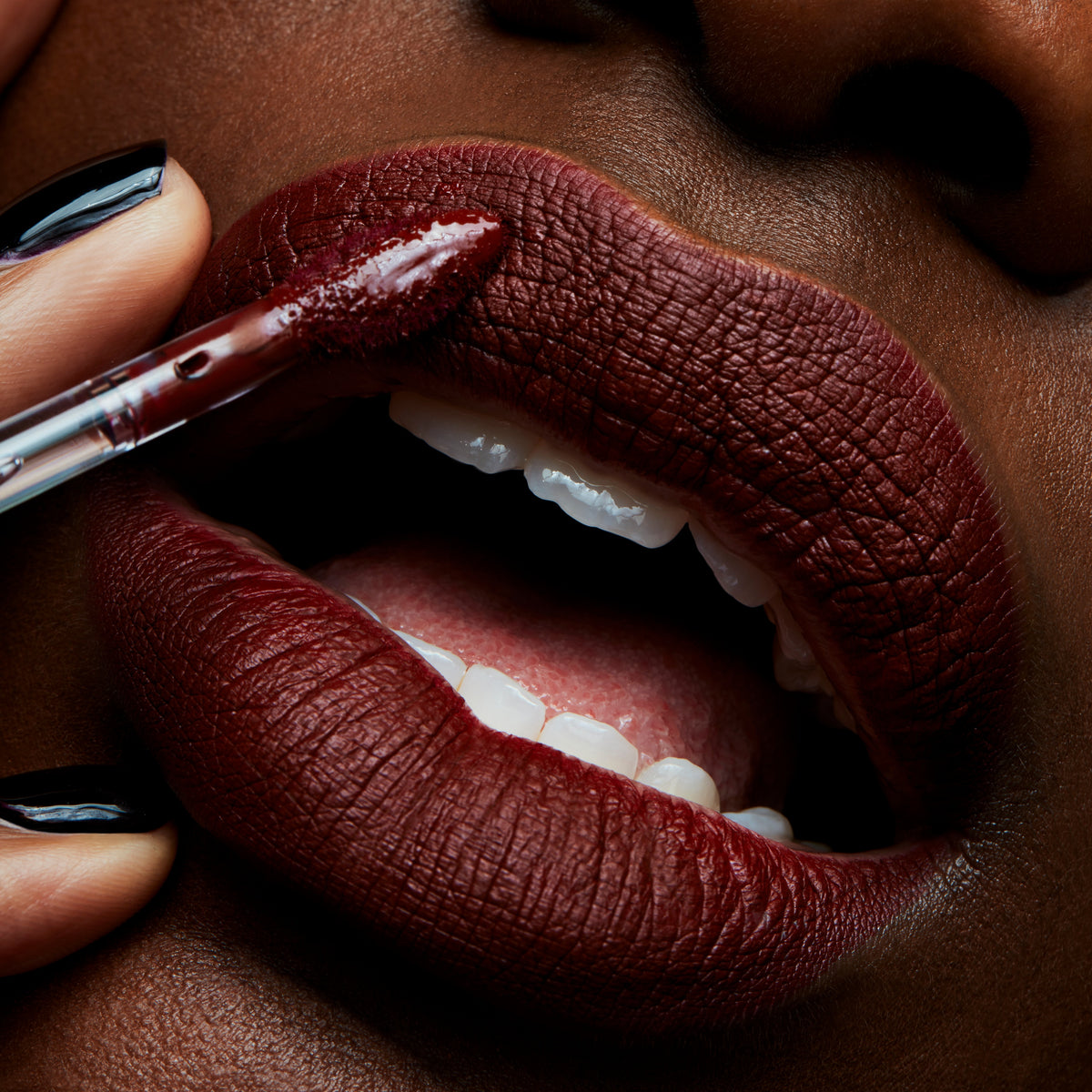 Retro Matte Liquid Lipcolour, 5.0 ml, Carnivorous, Model, deep