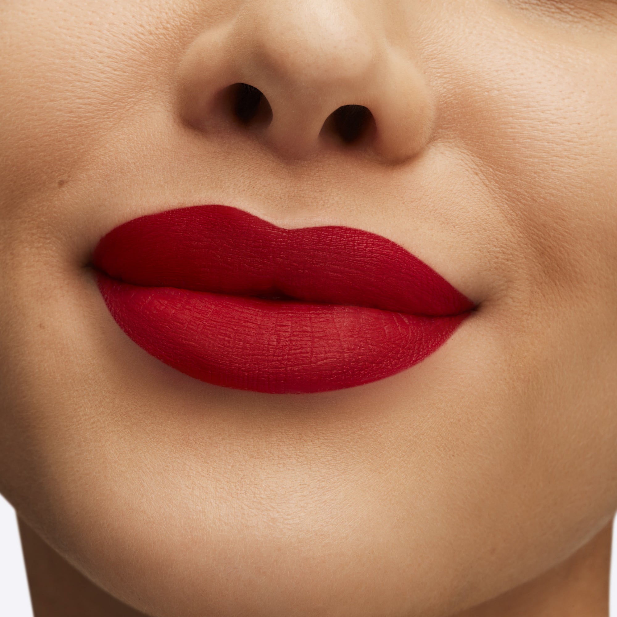 Retro Matte Liquid Lipcolour, 5.0 ml, Ruby Phew!, Model, medium