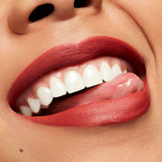 Retro Matte Liquid Lipcolour, 5.0 ml, Chili Addict, Model, medium