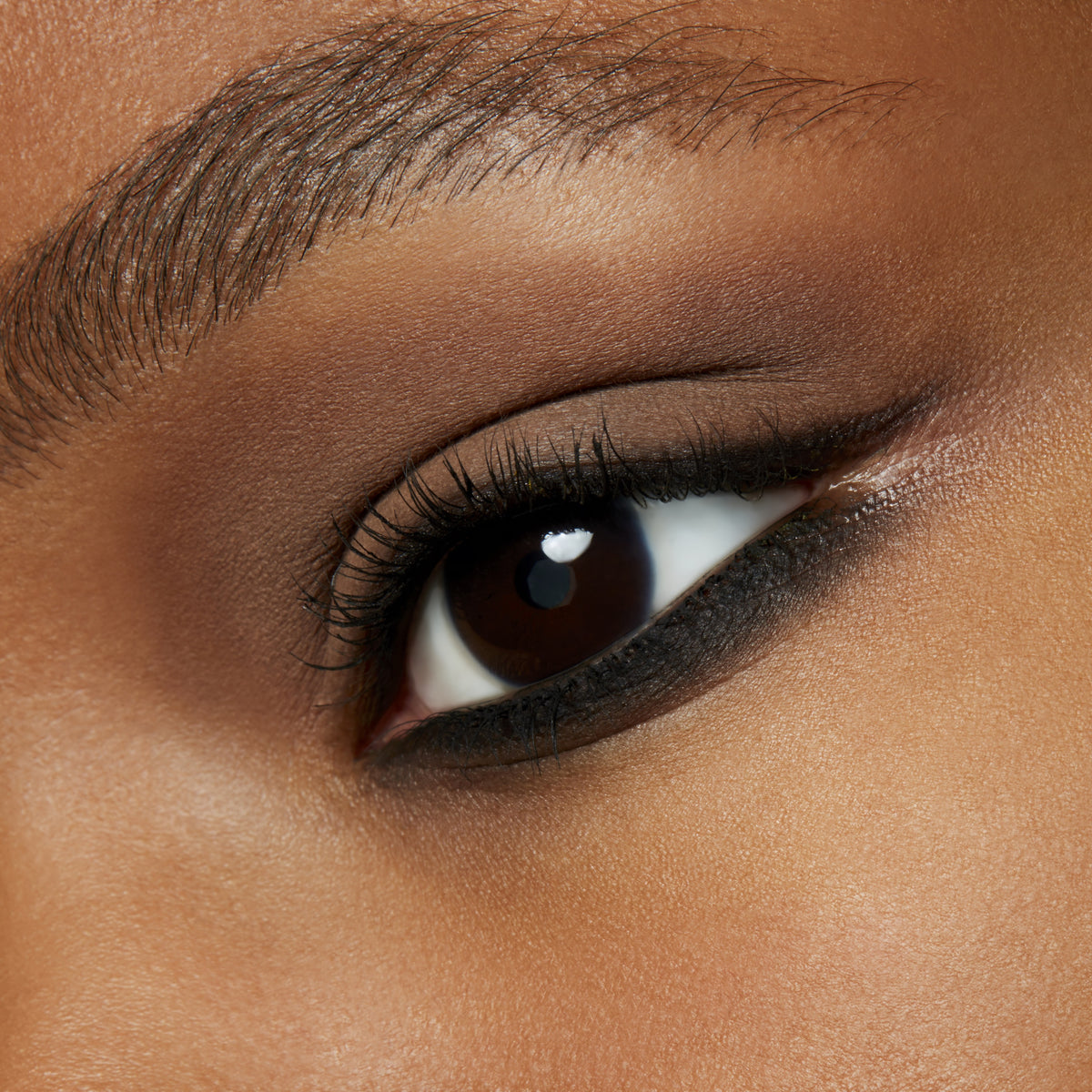 Small Eye Shadow, 1.5 g, Sandstone, Model, deep