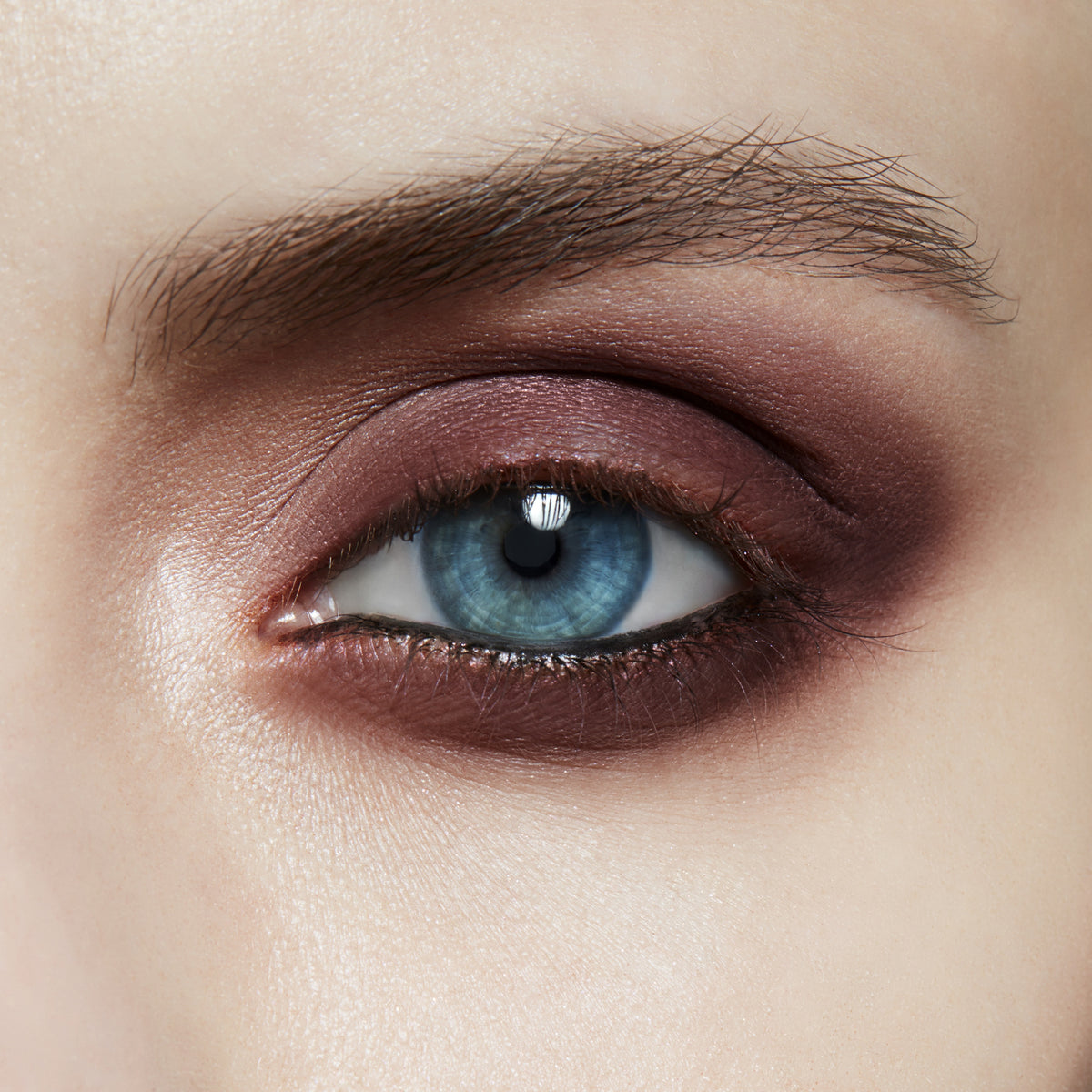 Small Eye Shadow, 1.5 g, Rose Before Bros, Model, light