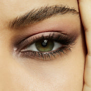 Small Eye Shadow, 1.5 g, Shell Peach, Model, medium