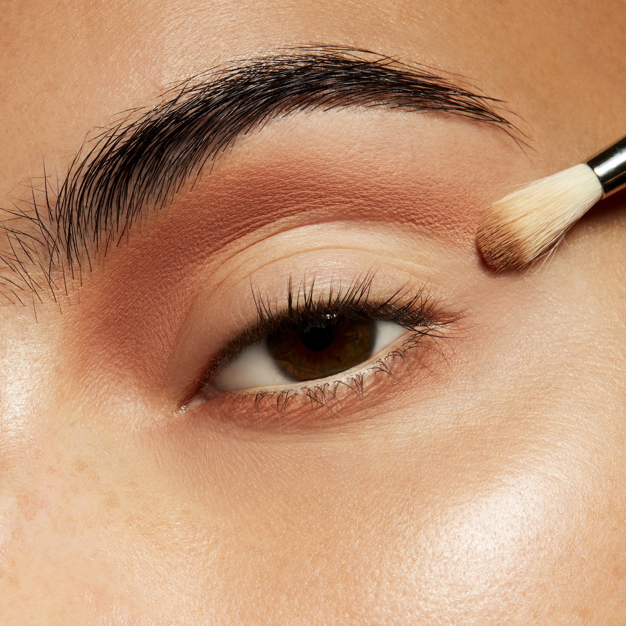 Small Eye Shadow, 1.5 g, Tete-A-Tint, Model, medium