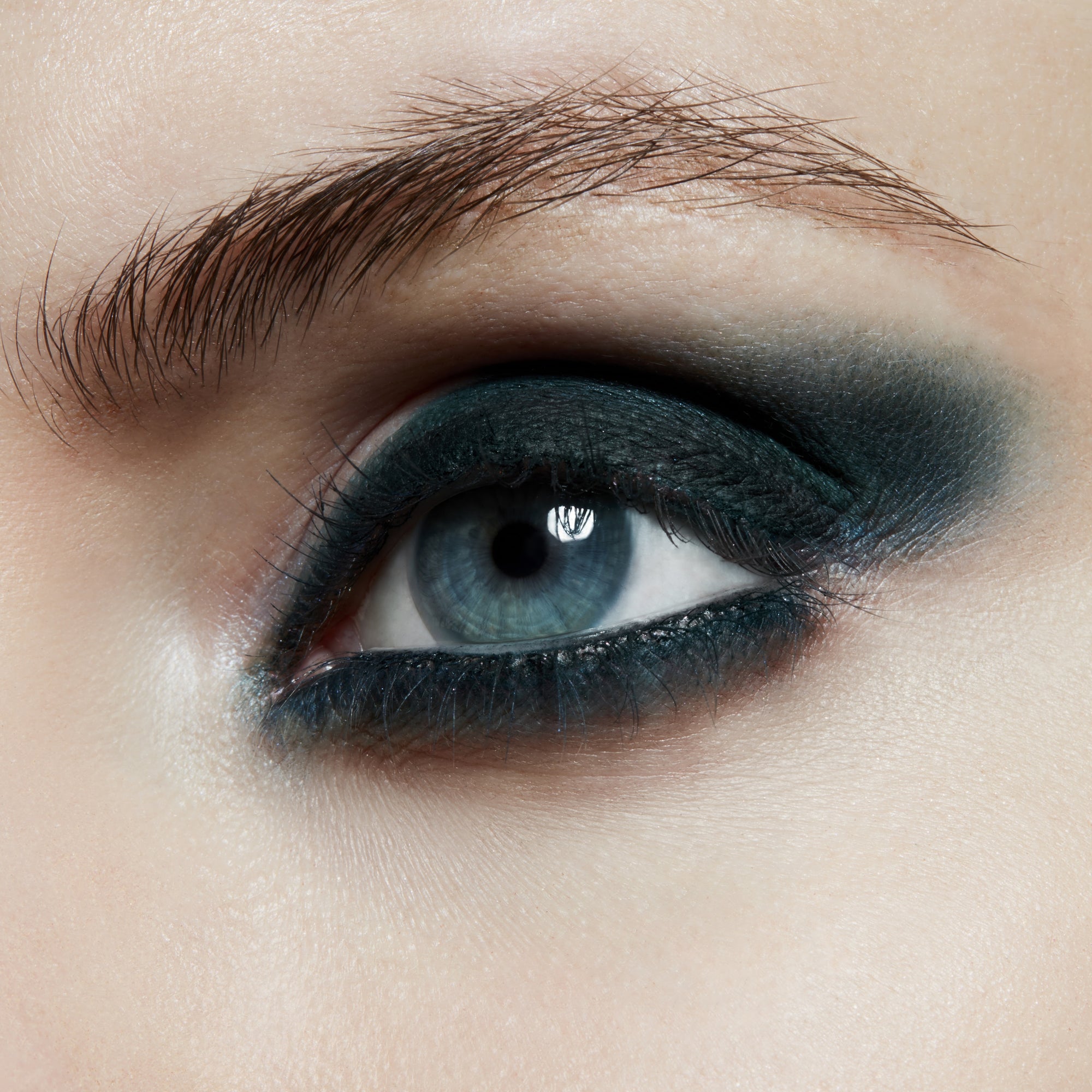 Small Eye Shadow, 1.5 g, Stormwatch, Model, light