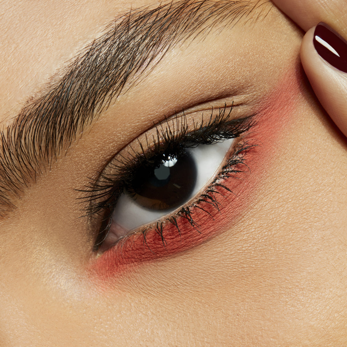 Small Eye Shadow, 1.5 g, Coral, Model, medium