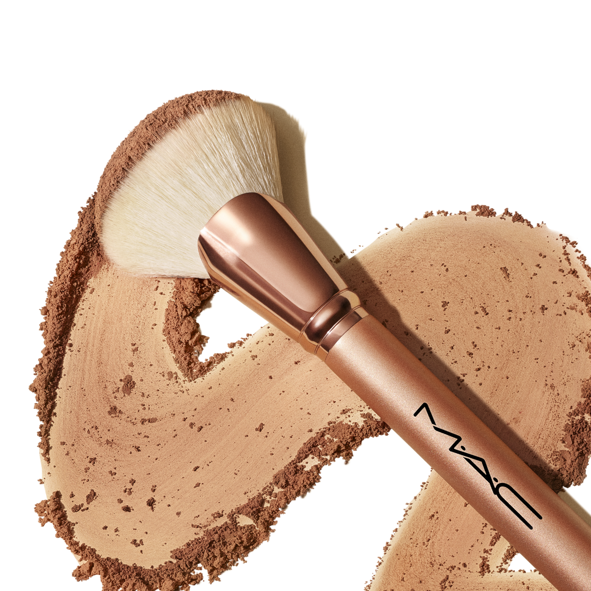 143S Bronzer Fan Brush, Alt