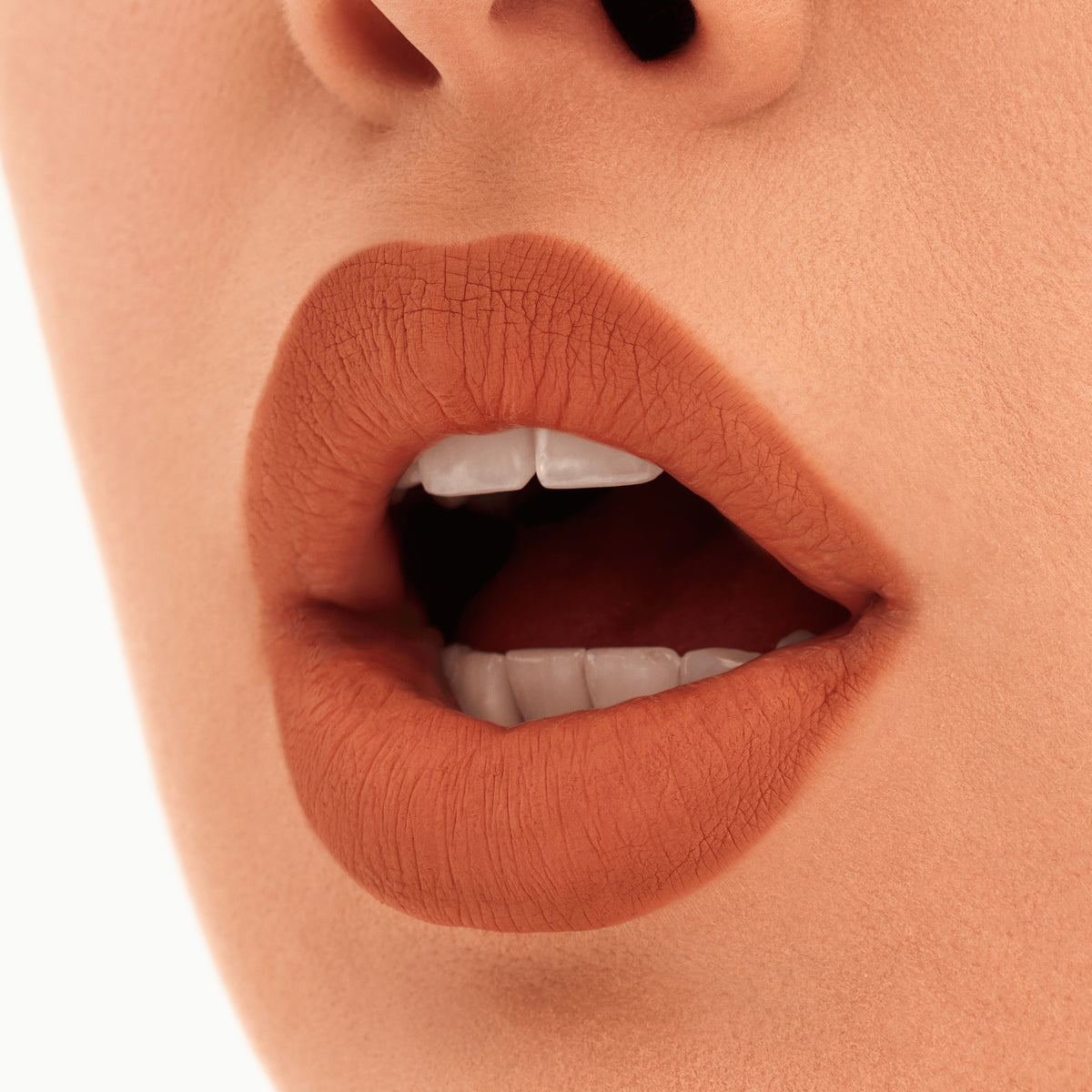 M·A·C Locked Kiss 24hr Lipstick, 1.8 g, Teaser, Model, light
