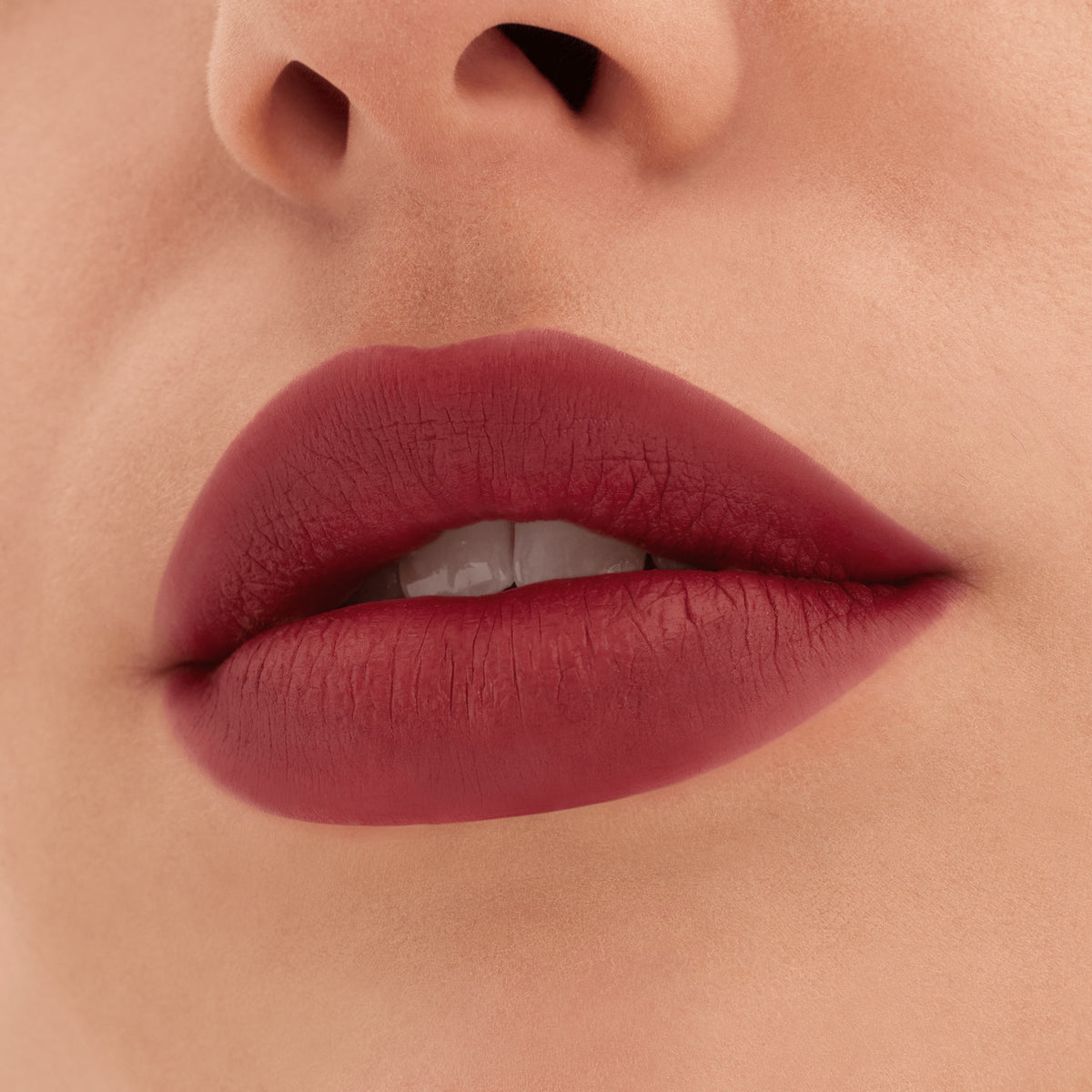 M·A·C Locked Kiss 24hr Lipstick, 1.8 g, Coy, Model, light