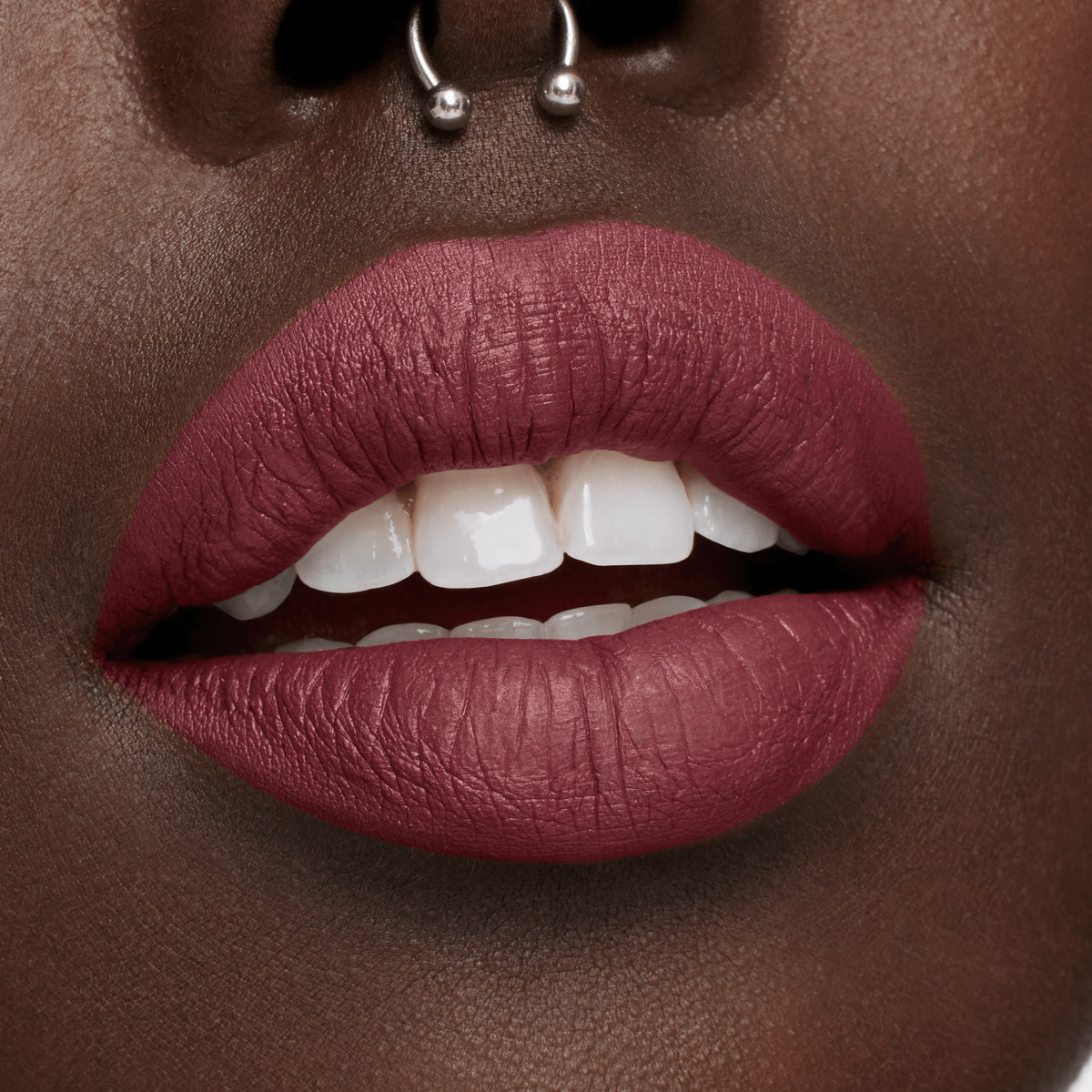 M·A·Cximal Silky Matte Viva Glam Lipstick, 3.5 g, Viva Empowered, Model, deep