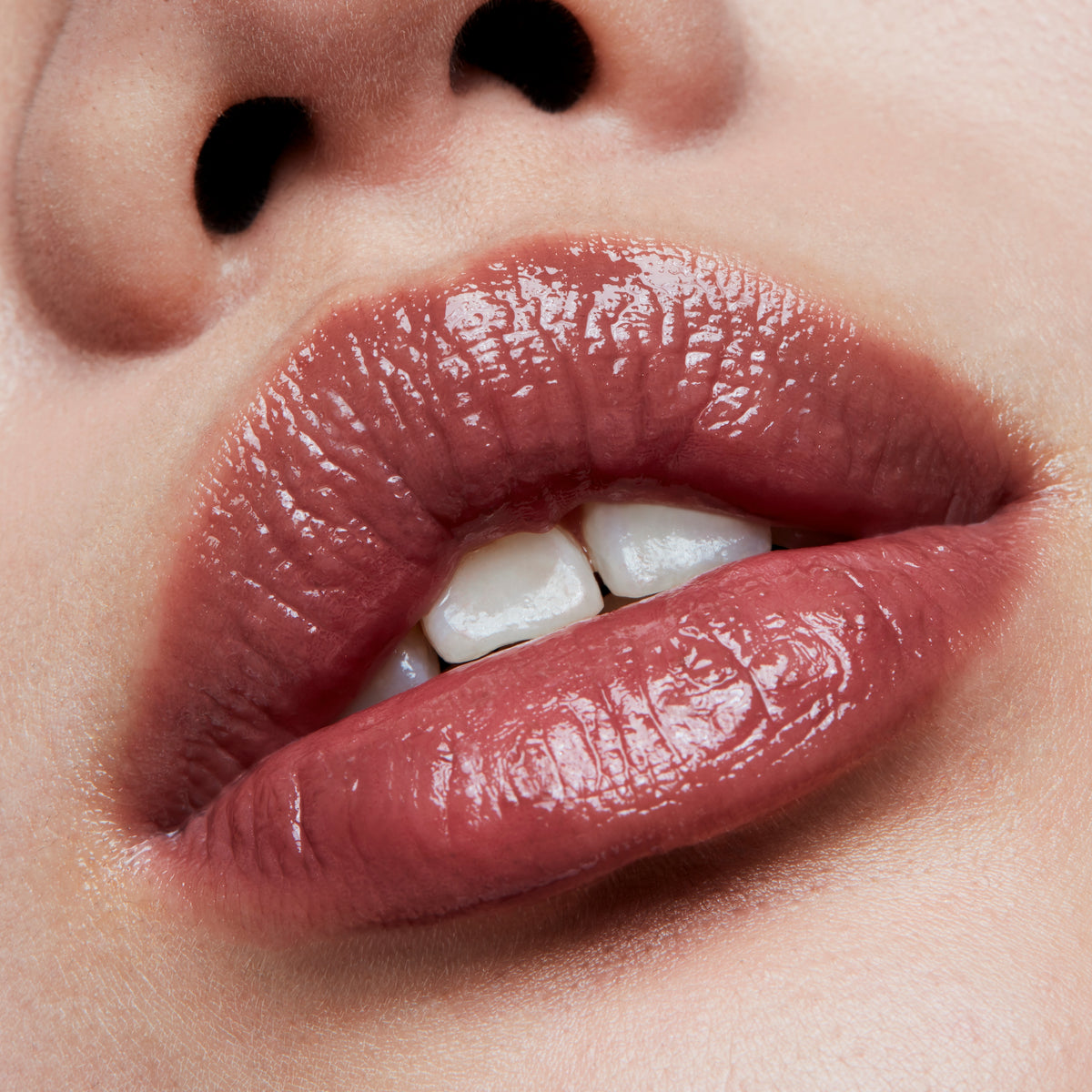 Lipglass, 3.1 ml, Bittersweet Me, Model, light